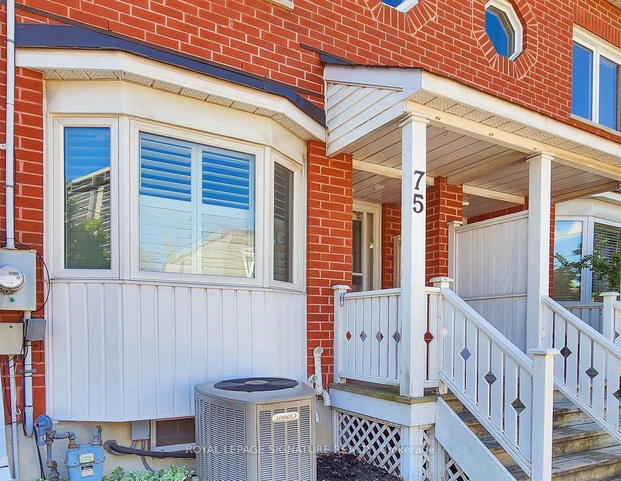 75 Doncaster Avenue — photo 1