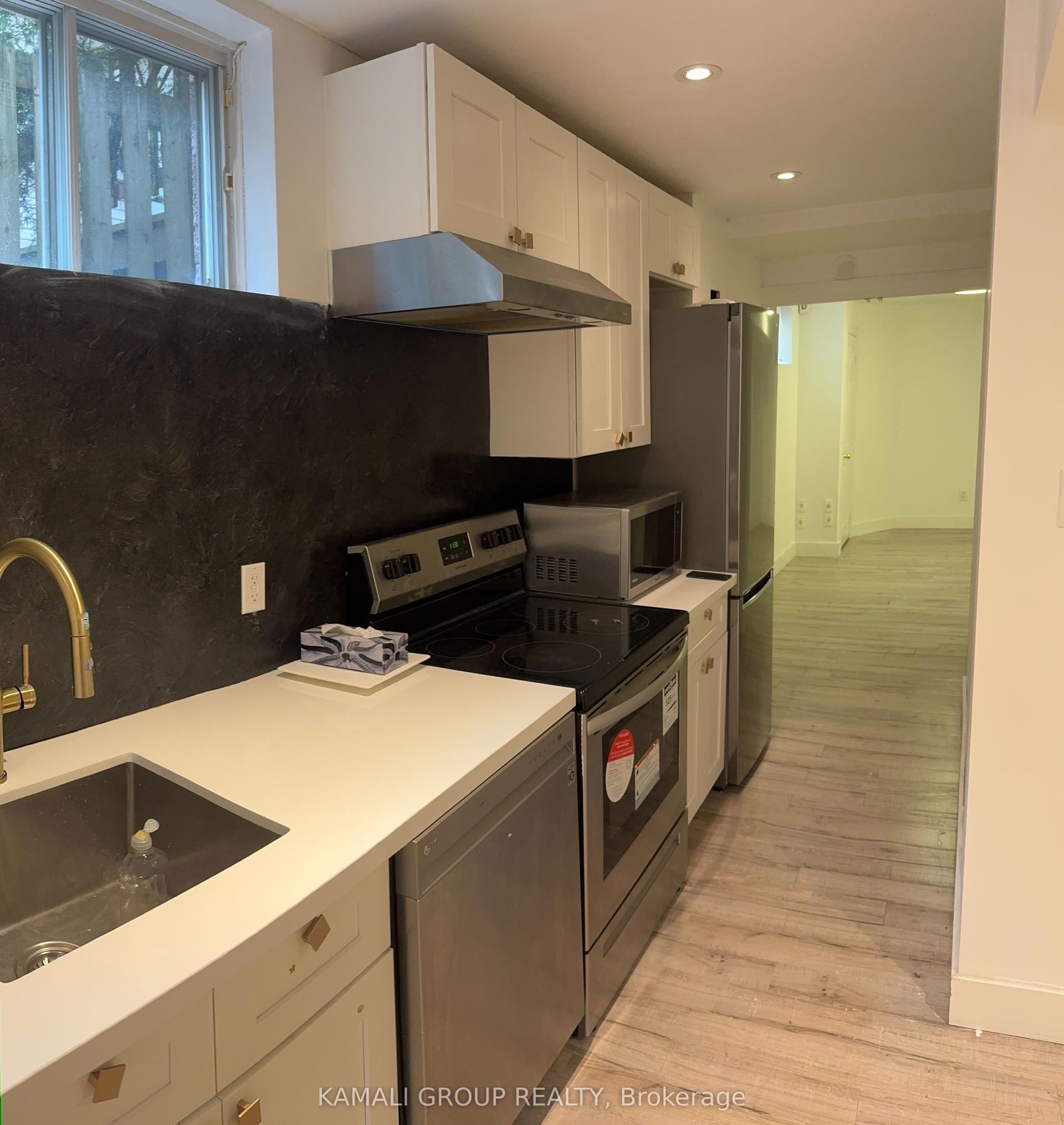 116 Newton Drive Basement #Basement, Toronto — Detached for lease, photo 1