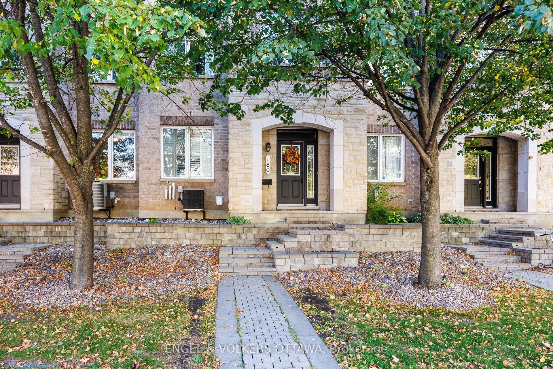 180 Lanark Avenue — photo 1