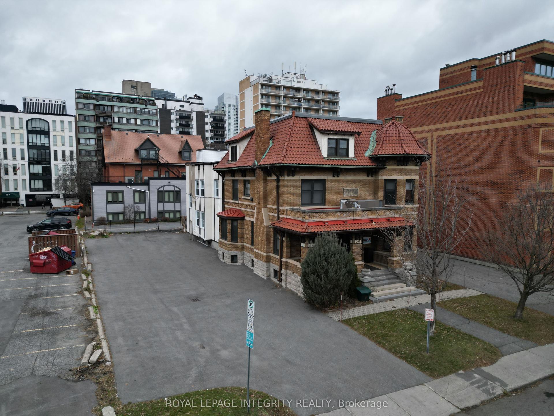 307 Gilmour Street — photo 1