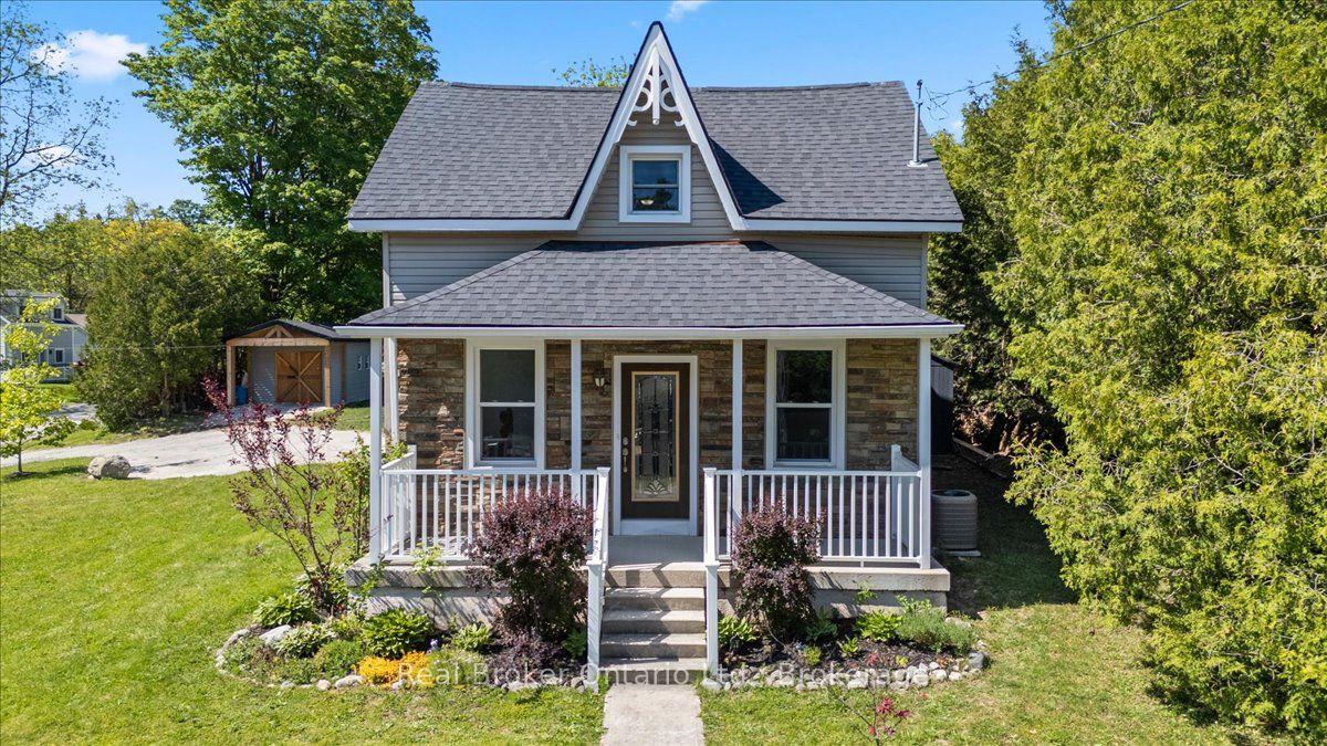 732 Arthur Street — photo 1