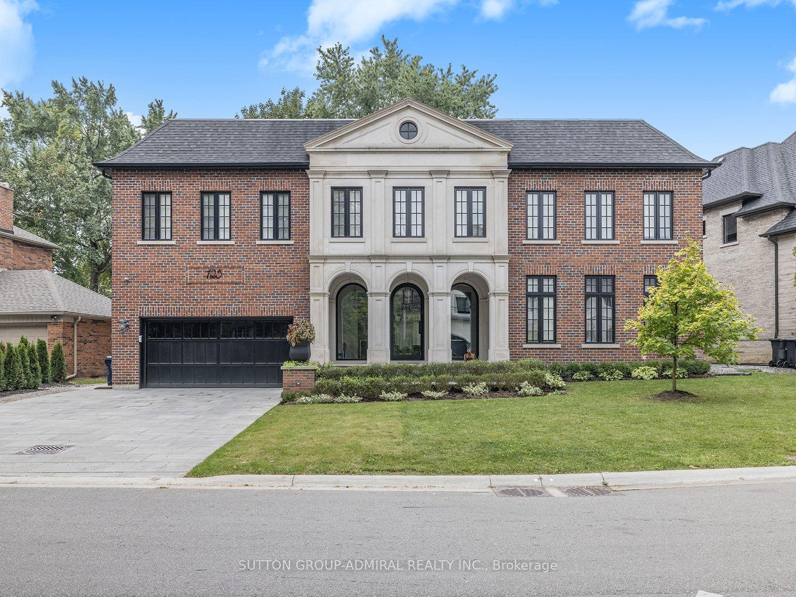 125 Sandringham Drive — photo 1