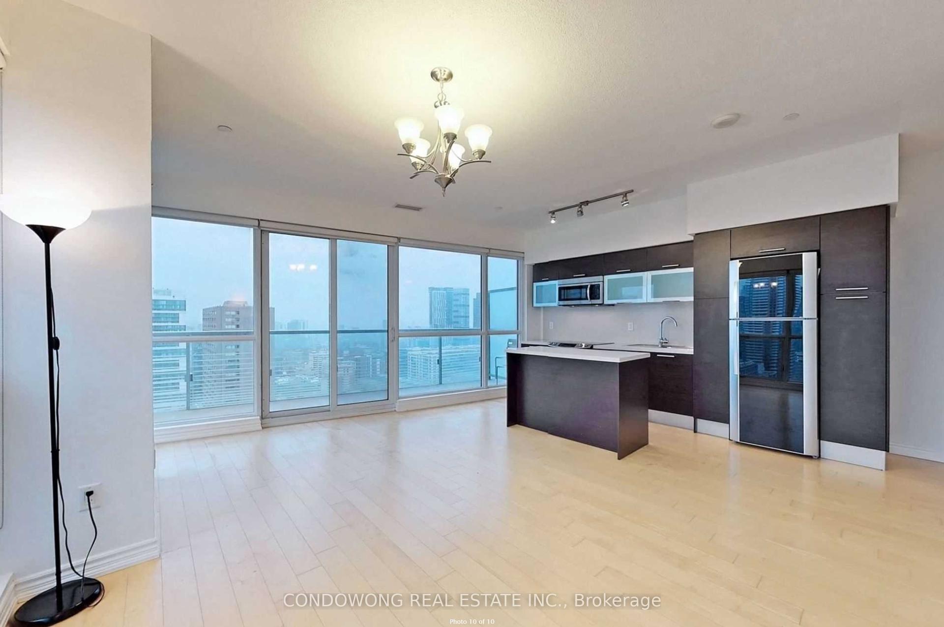 386 Yonge Street 2802 #2802 — photo 1