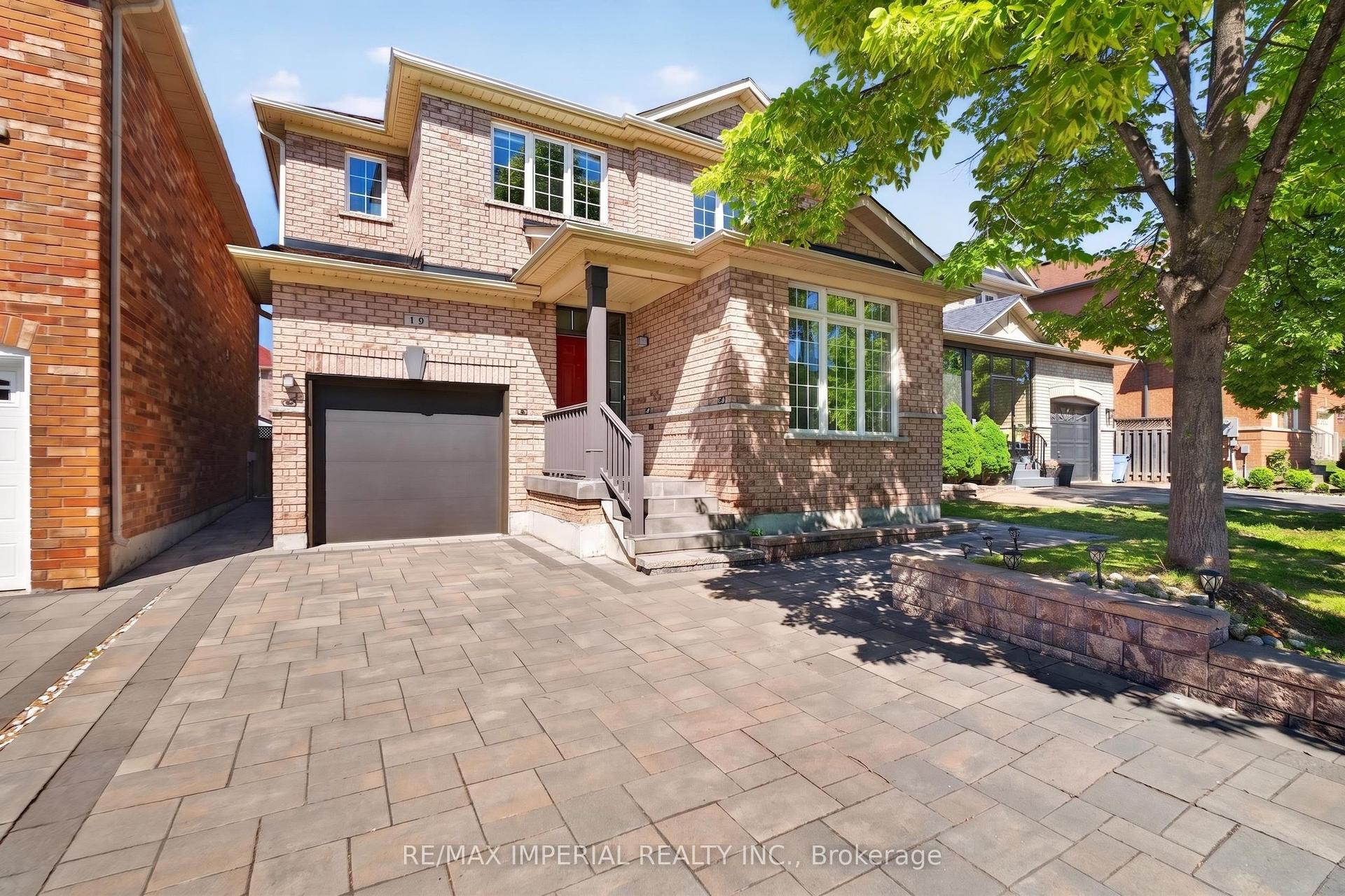 18 Davidoff Street, Markham — Detached for sale, photo 1