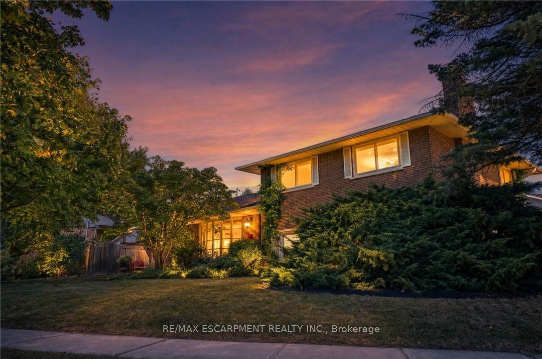 517 Rosedale Crescent, Burlington — Detached for sale, photo 1