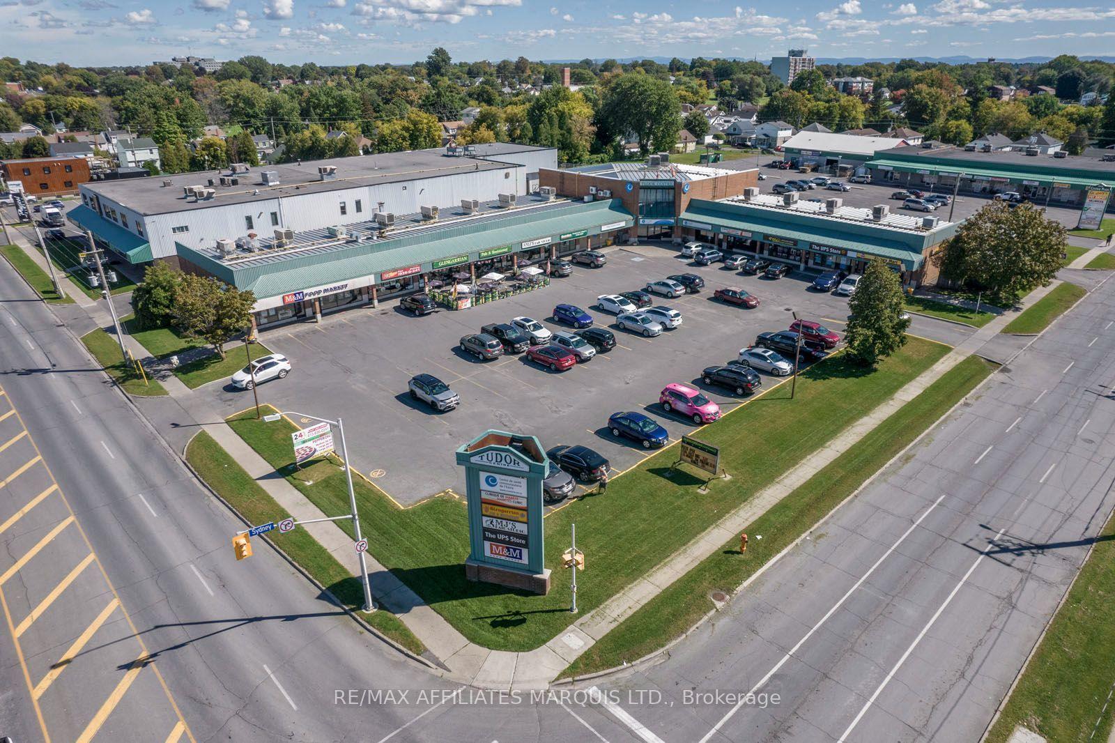 841 Sydney Street, Cornwall — Commercial for sale, photo 1