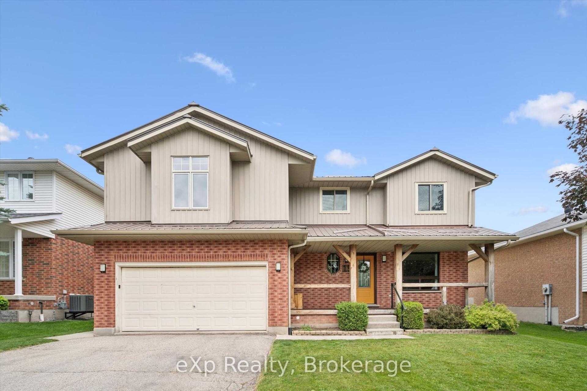 19 Keating Drive, Centre Wellington — Detached for sale, photo 1