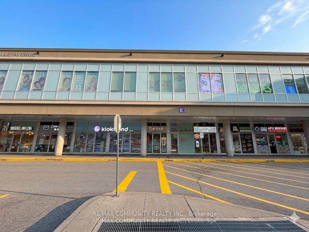 30 South Unionville Avenue 2061/2063 #2061/2063 — photo 1