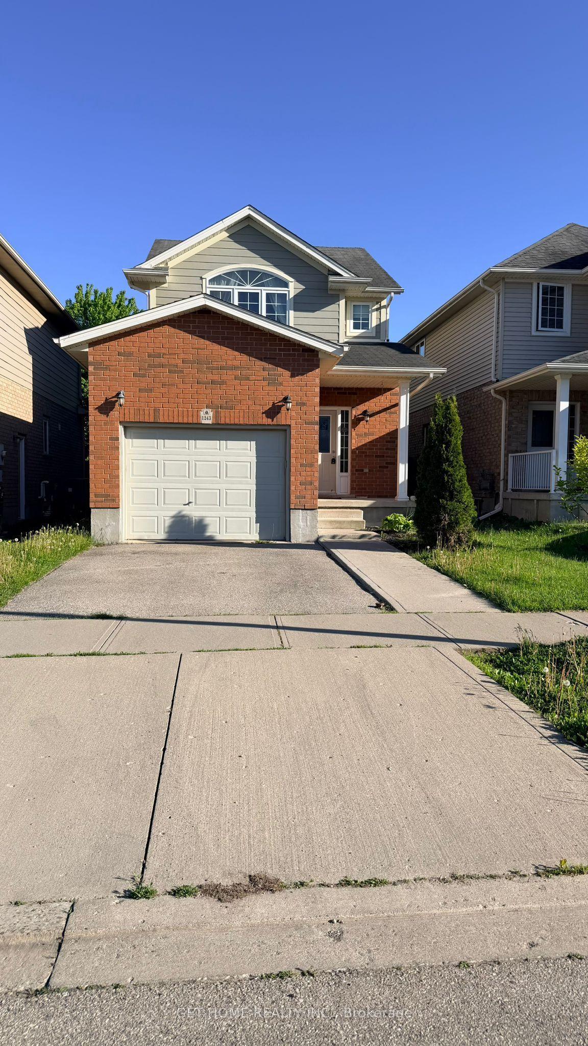 1243 Old Zeller Drive — photo 1