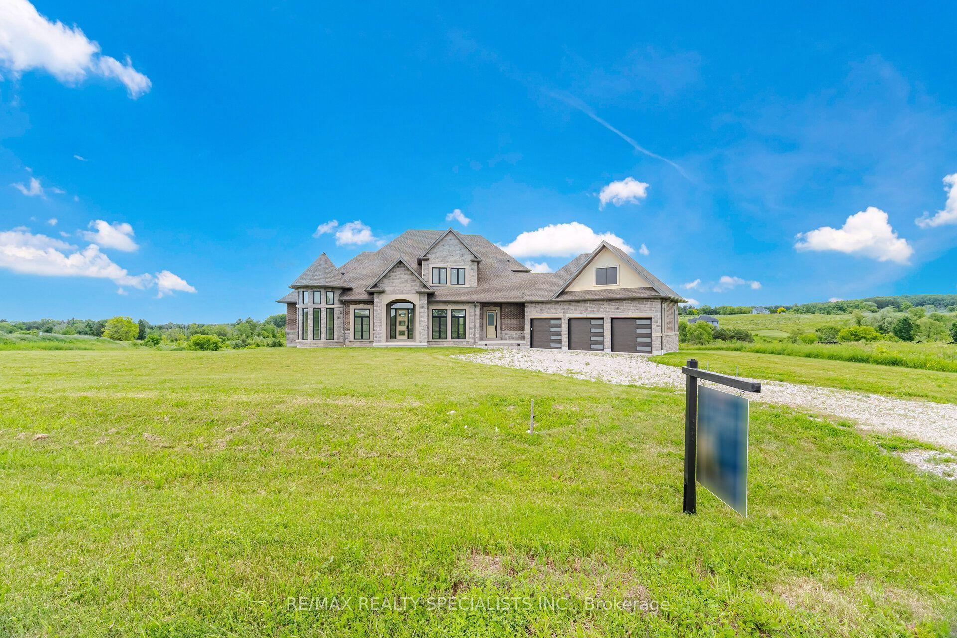 40 Logan Road, Caledon — Detached for sale, photo 1