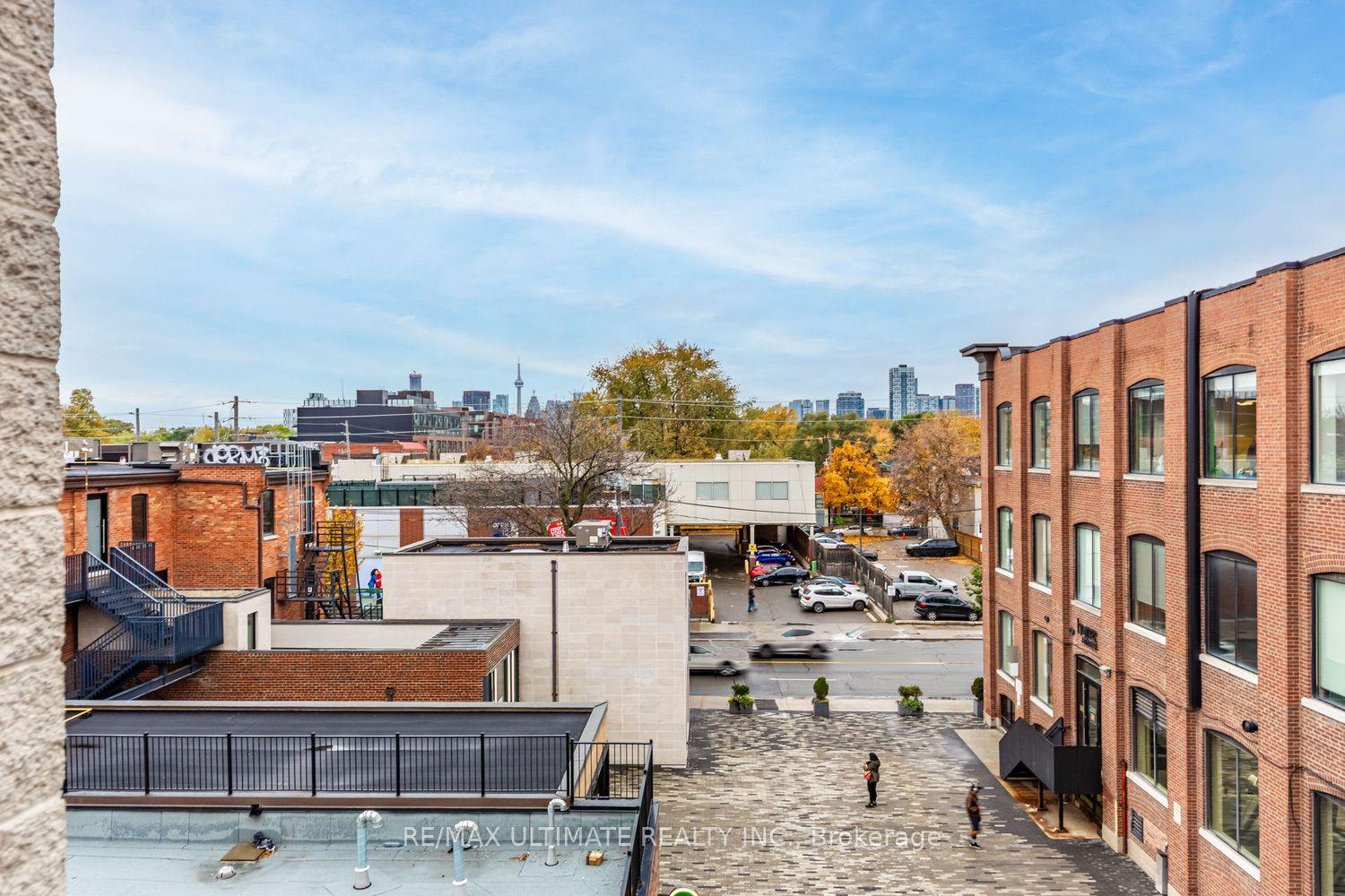 996 Queen Street E 5 #5, Toronto — Condo for lease, photo 1