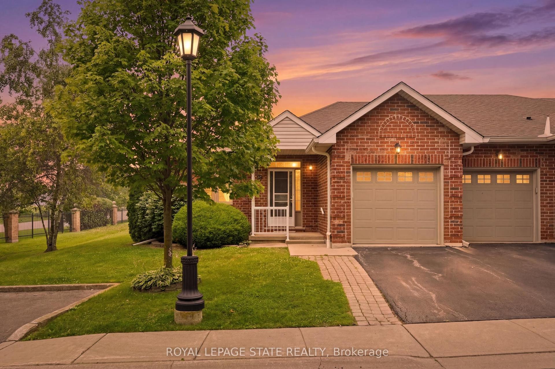 98 Sunibel Drive 74 #74, Hamilton — Condo Town for sale, photo 1