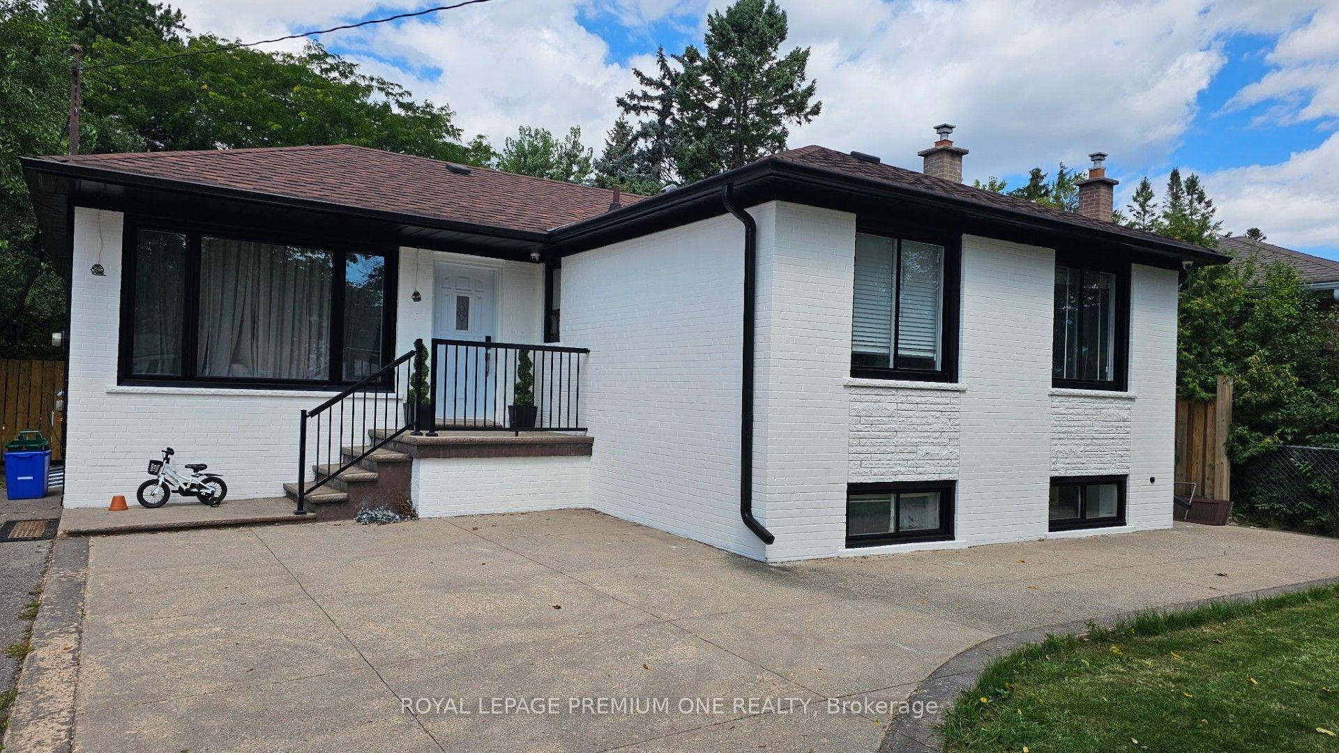2085 Bridge Road Basement #Basement, Oakville — Detached for lease, photo 1