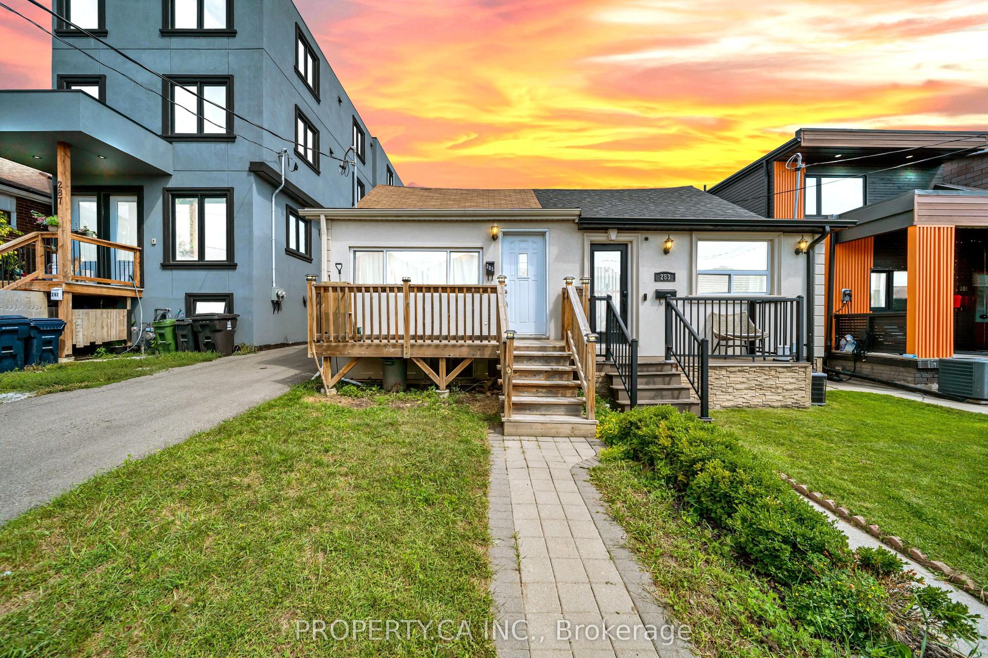 285 Robina Avenue, Toronto — Semi-Detached for sale, photo 1