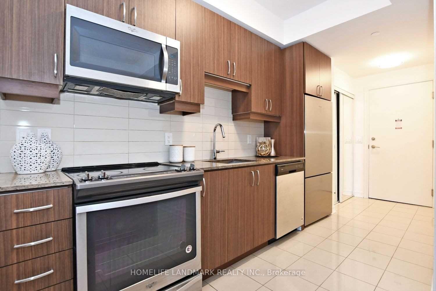 9201 Yonge Street Nw-201 #Nw-201 — photo 1