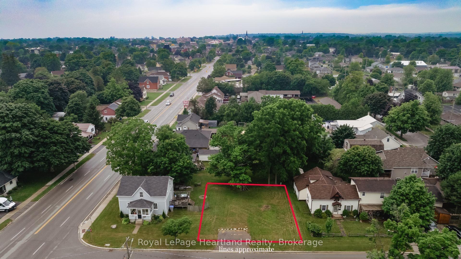 LOT AT 181 OXFORD Street, Goderich — Land for sale, photo 1