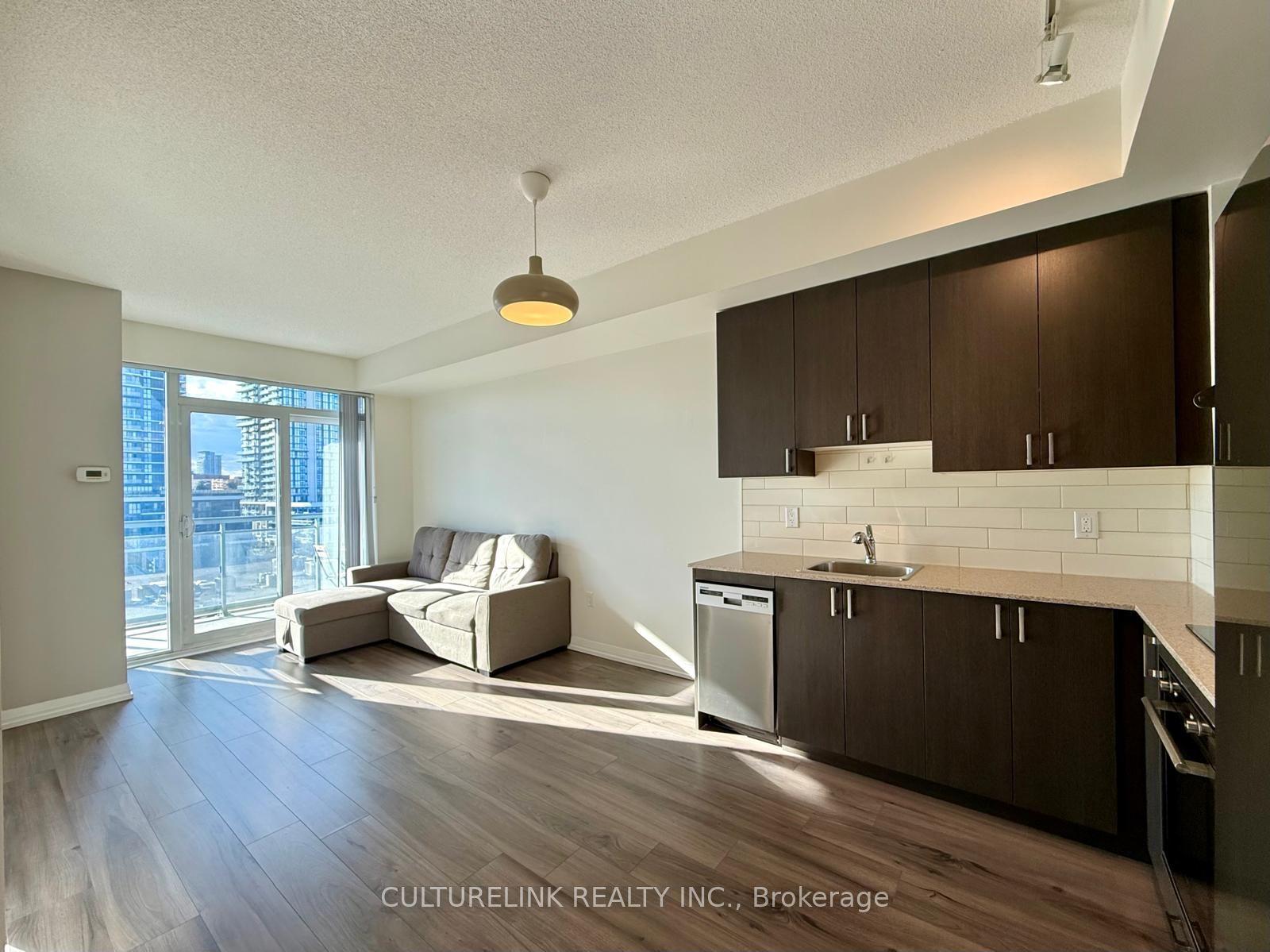 50 Ann O'Reilly Road 609 #609, Toronto — Condo for lease, photo 1