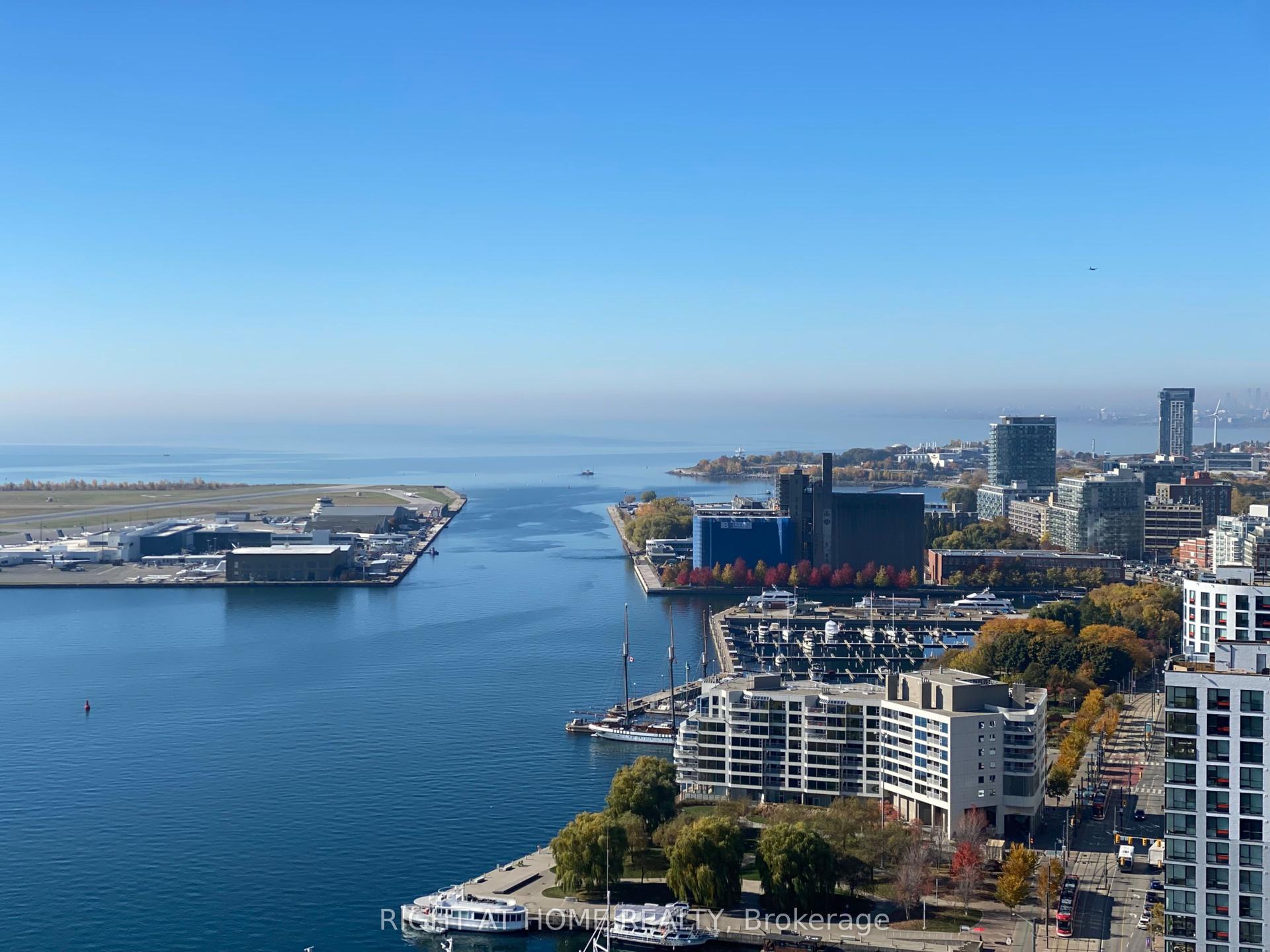270 Queens Quay 3008 #3008, Toronto — Condo for lease, photo 1