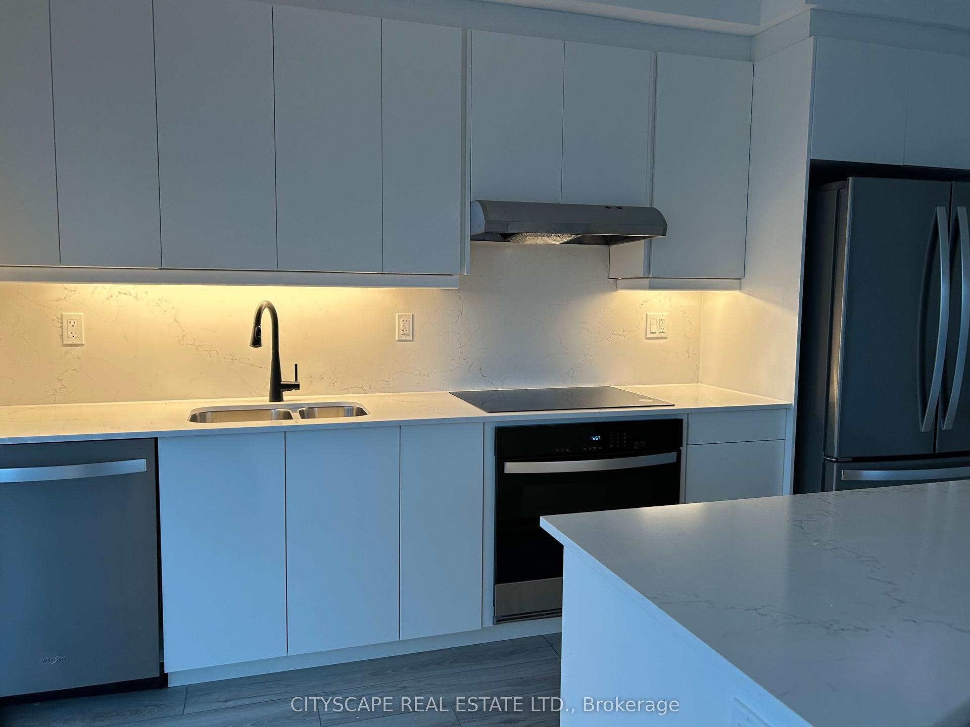 1035 Southdown Road 504 #504, Mississauga — Condo for lease, photo 1