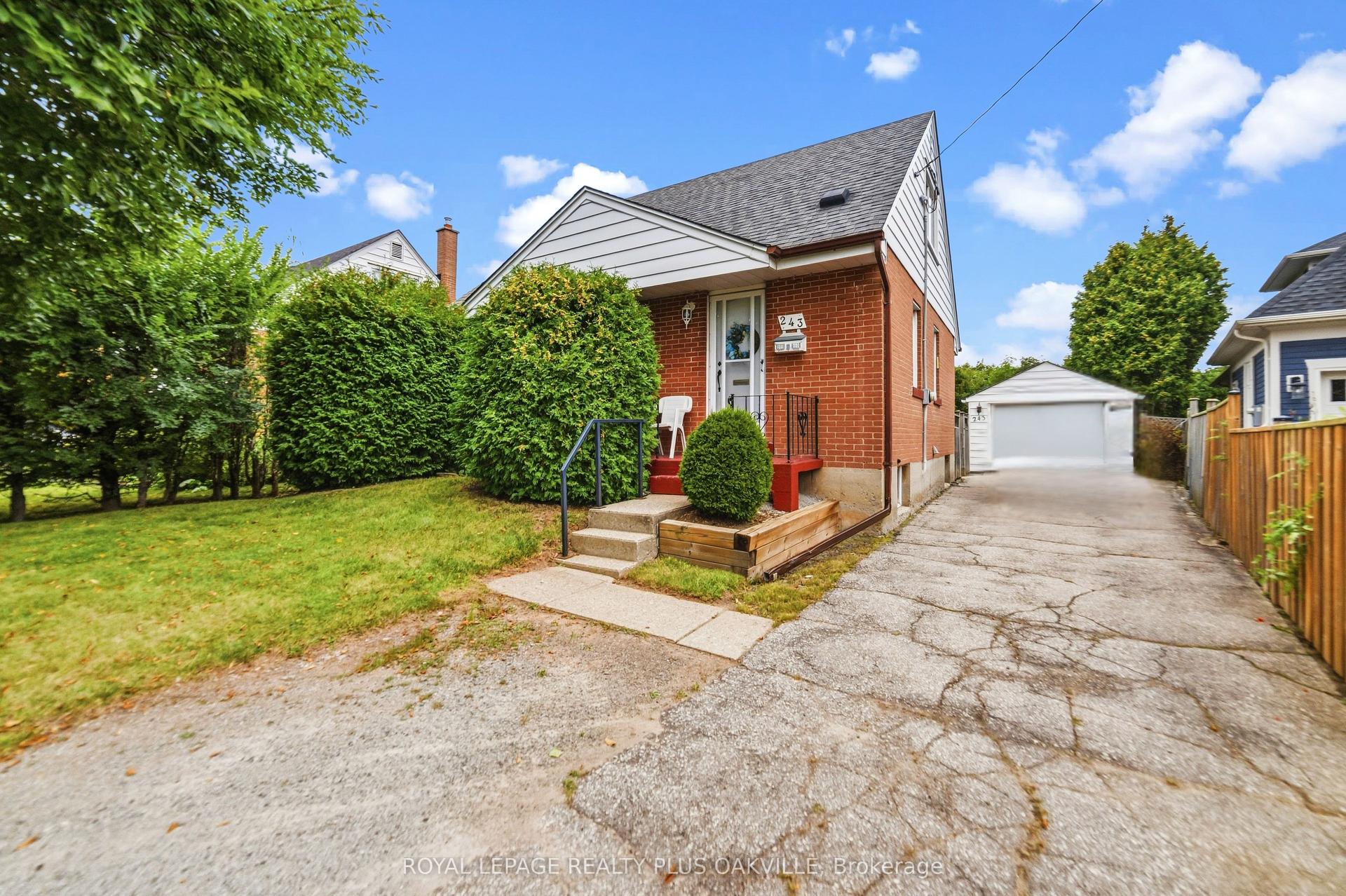 243 Jennings Crescent, Oakville — Detached for sale, photo 1