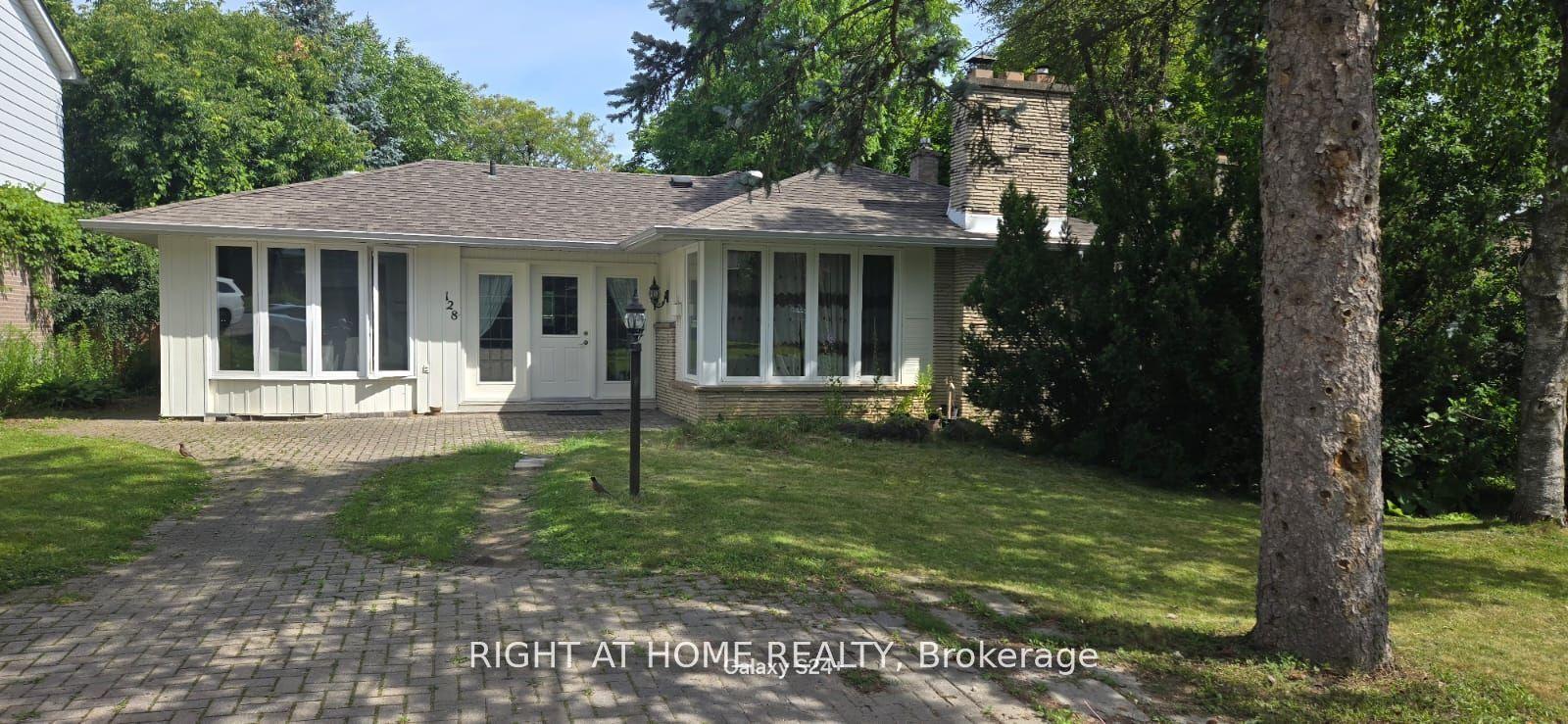 128 Woodward Avenue — photo 1