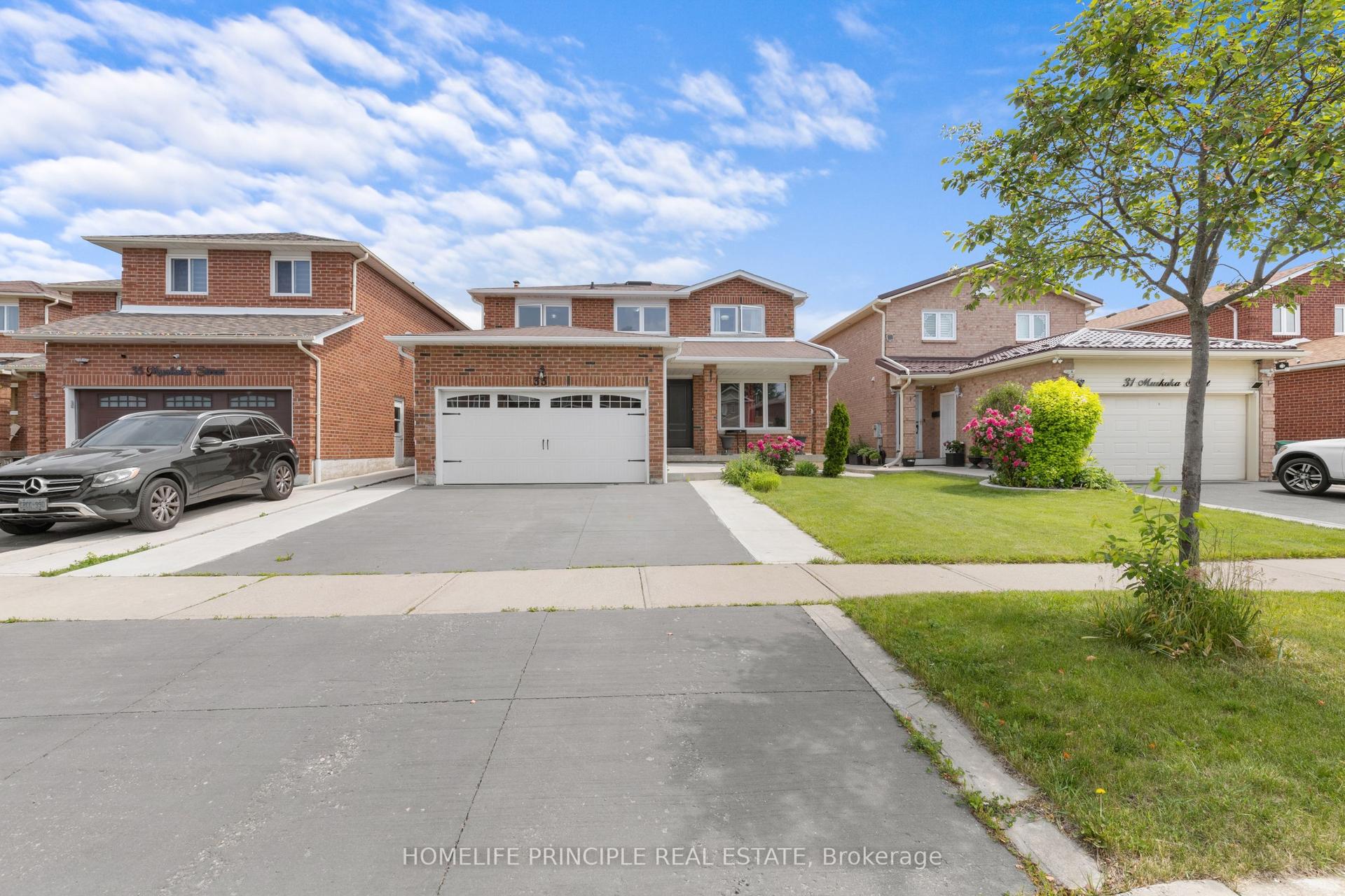 33 Muskoka Street, Brampton — Detached for sale, photo 1