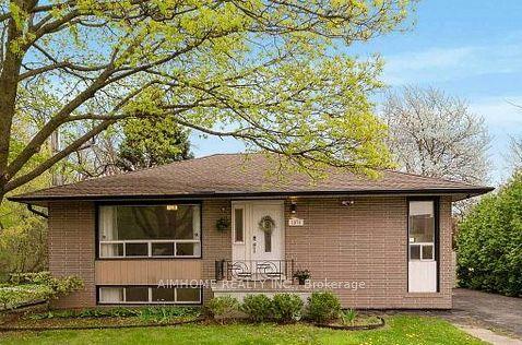 2076 Constance Drive — photo 1