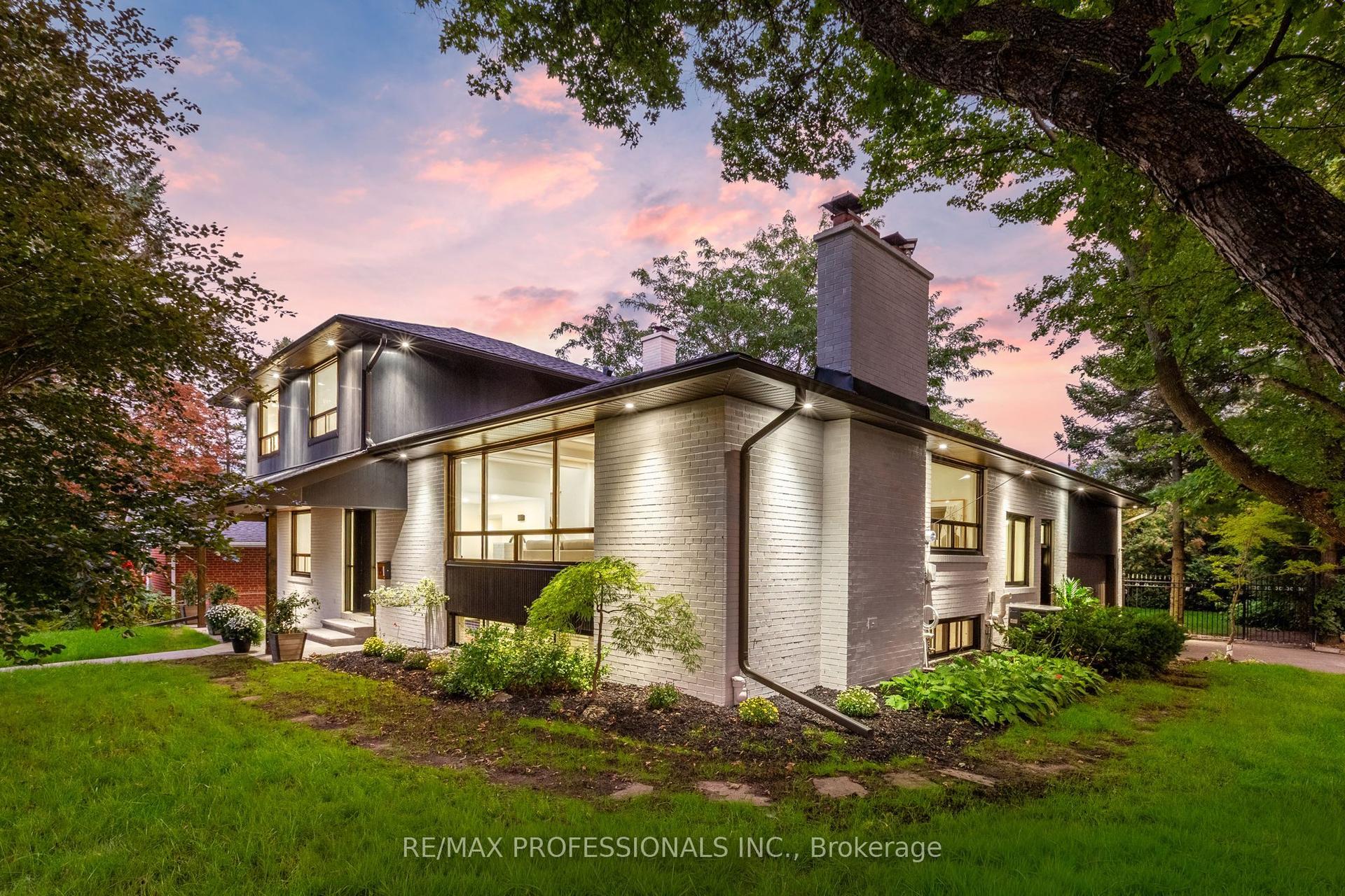 15 Bell Royal Court, Toronto — Detached for sale, photo 1