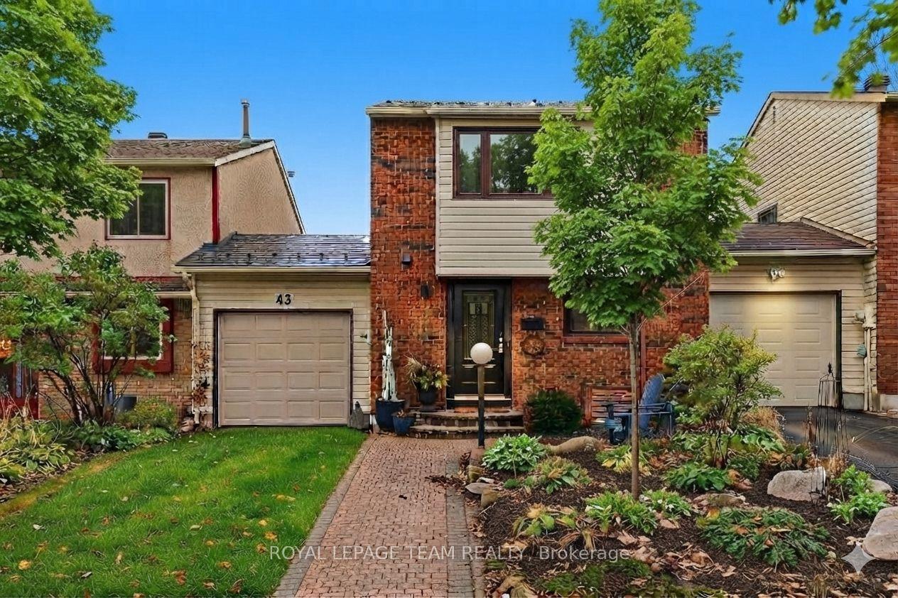 43 Whelan Drive — photo 1