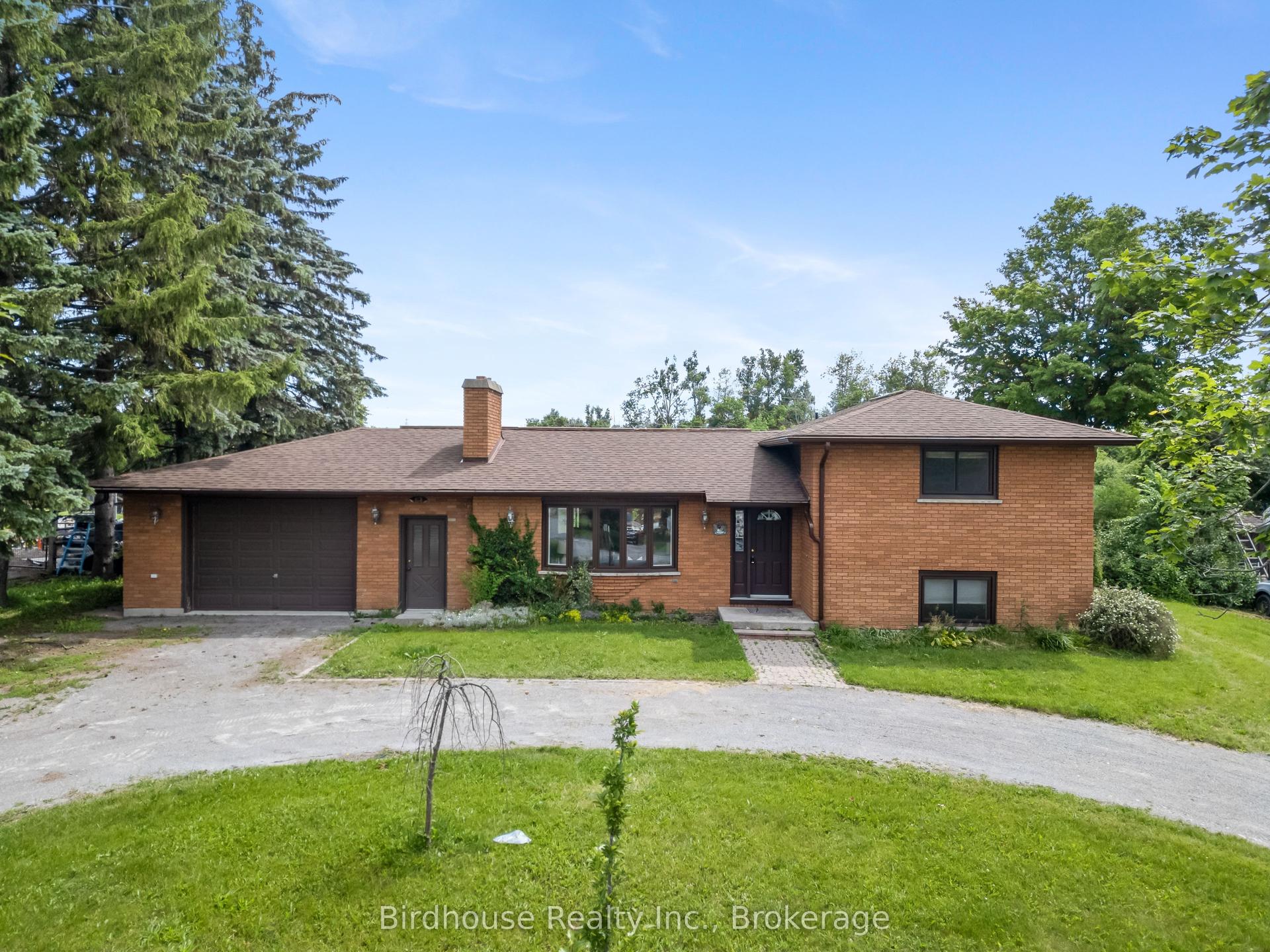 36 Cameron Road — photo 1