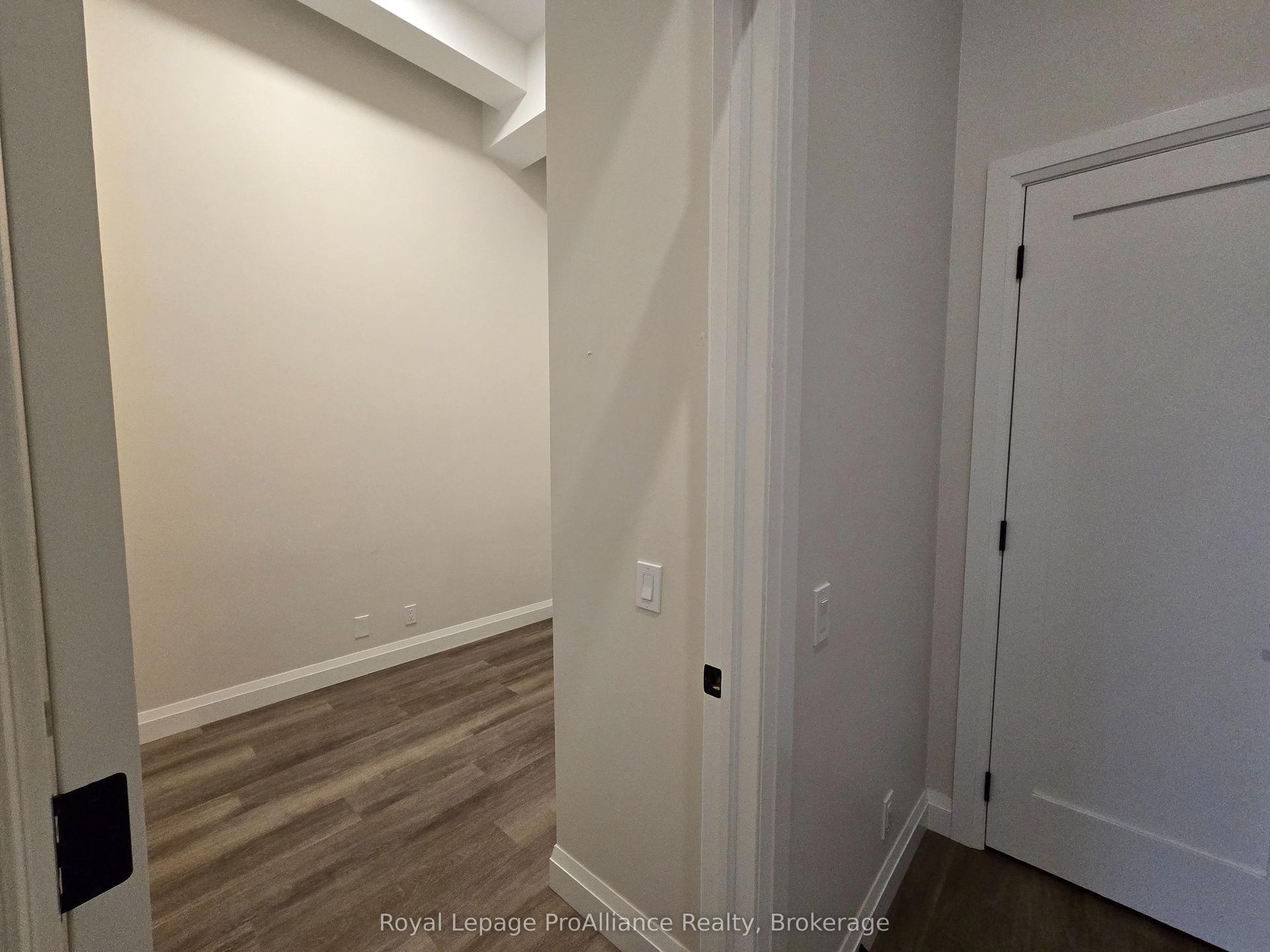 261 Front Street 1 #1, Belleville — Multiplex for lease, photo 1