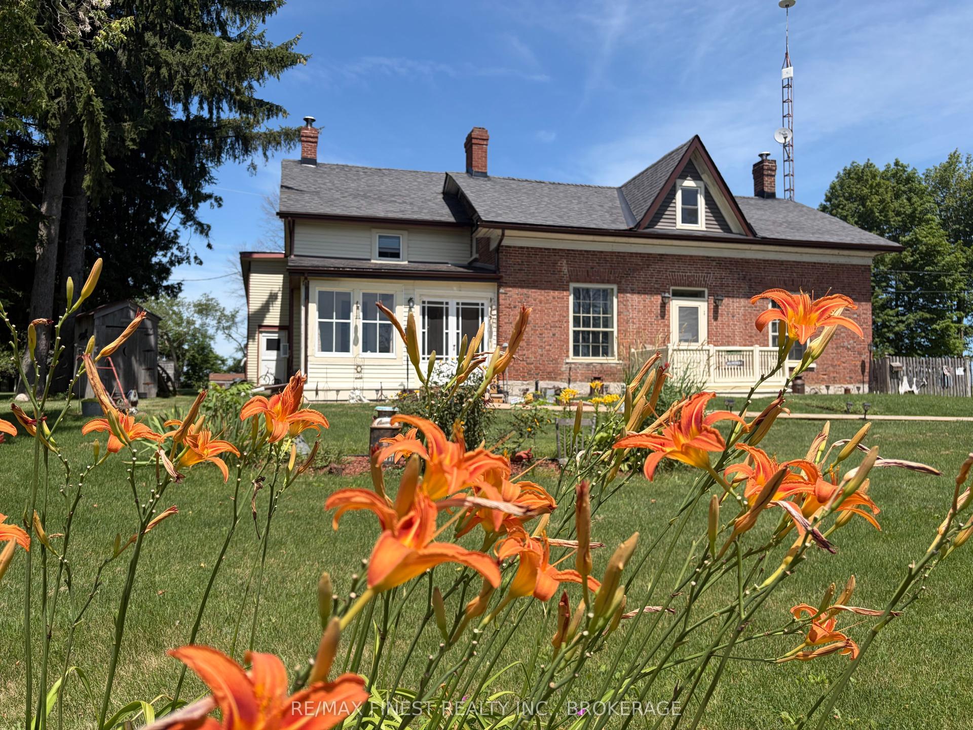 2173 Switzerville Road, Loyalist — Detached for sale, photo 1