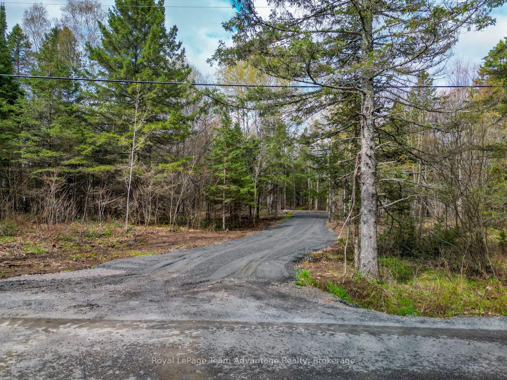 0 Centre Road W, McKellar — Land for sale, photo 1