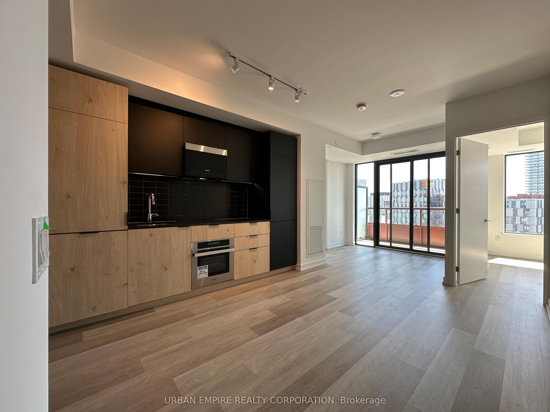 28 Eastern Avenue LPH15 #LPH15, Toronto — Condo for lease, photo 1