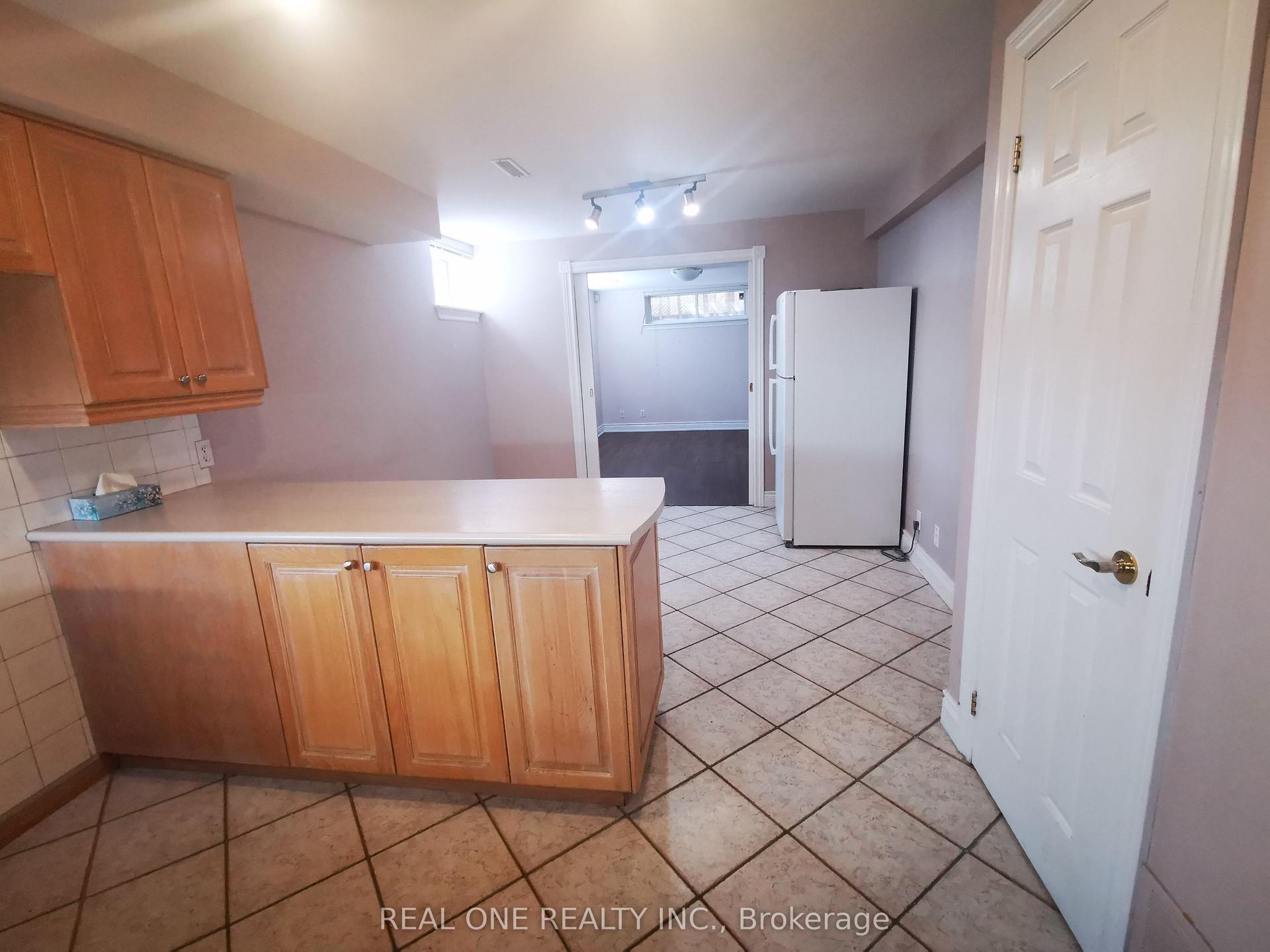 2508 Old Carriage Road Bsmt #Bsmt — photo 1