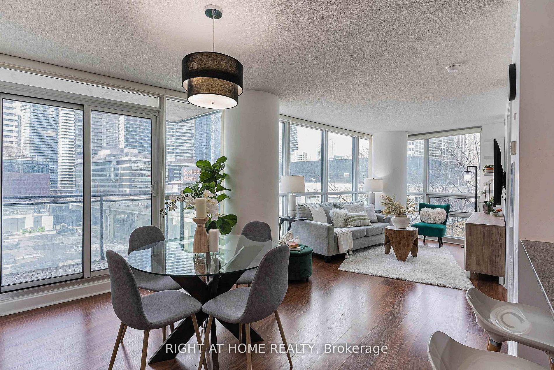 33 Bay Street 603 #603 — photo 1