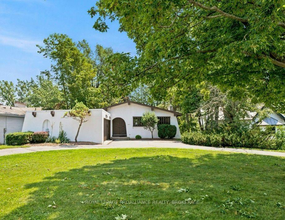 807 Wartman Avenue, Kingston — Detached for sale, photo 1
