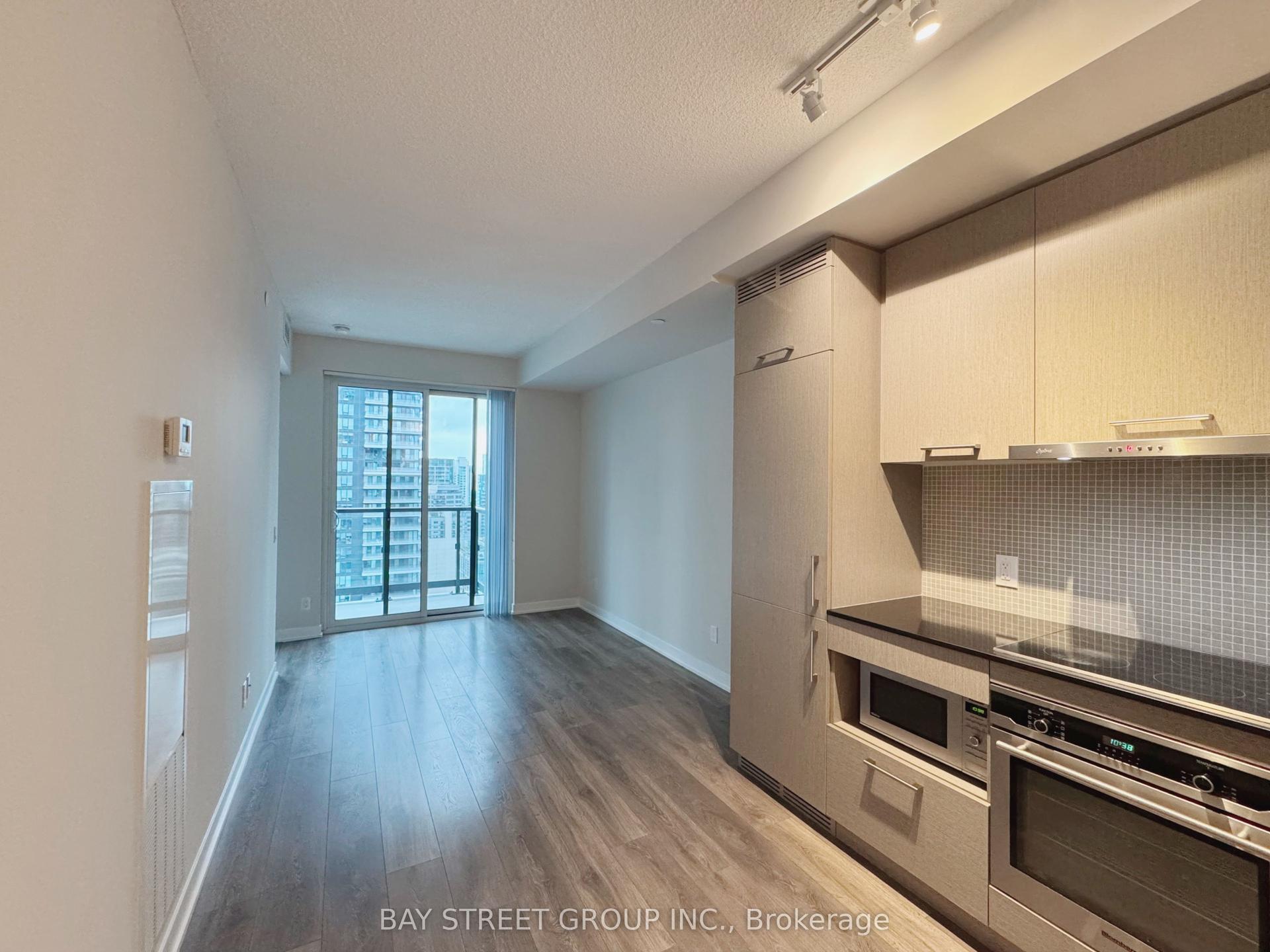 87 Peter Street 2501 #2501, Toronto — Condo for lease, photo 1