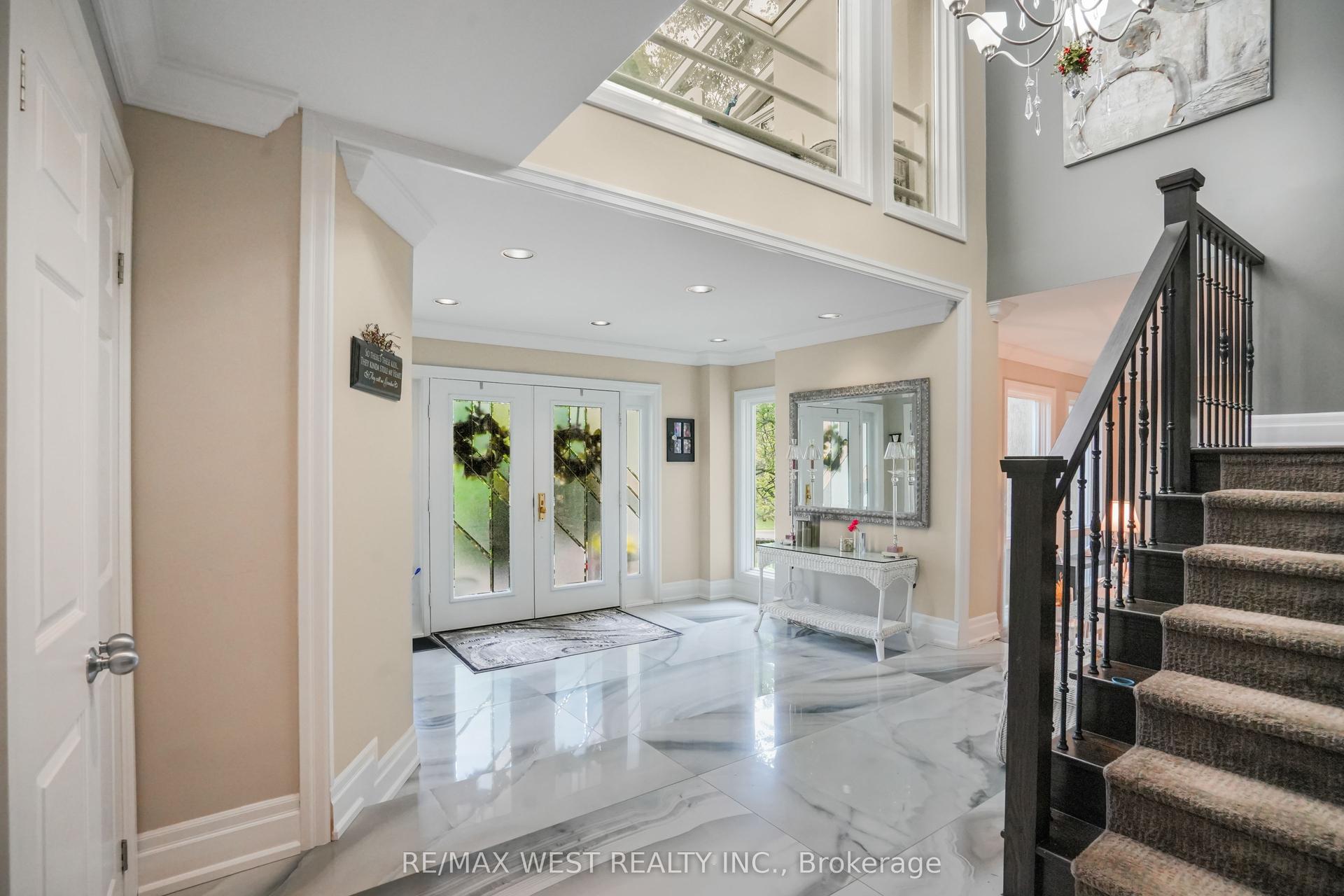 179 Ellis Avenue, King — Detached for sale, photo 1