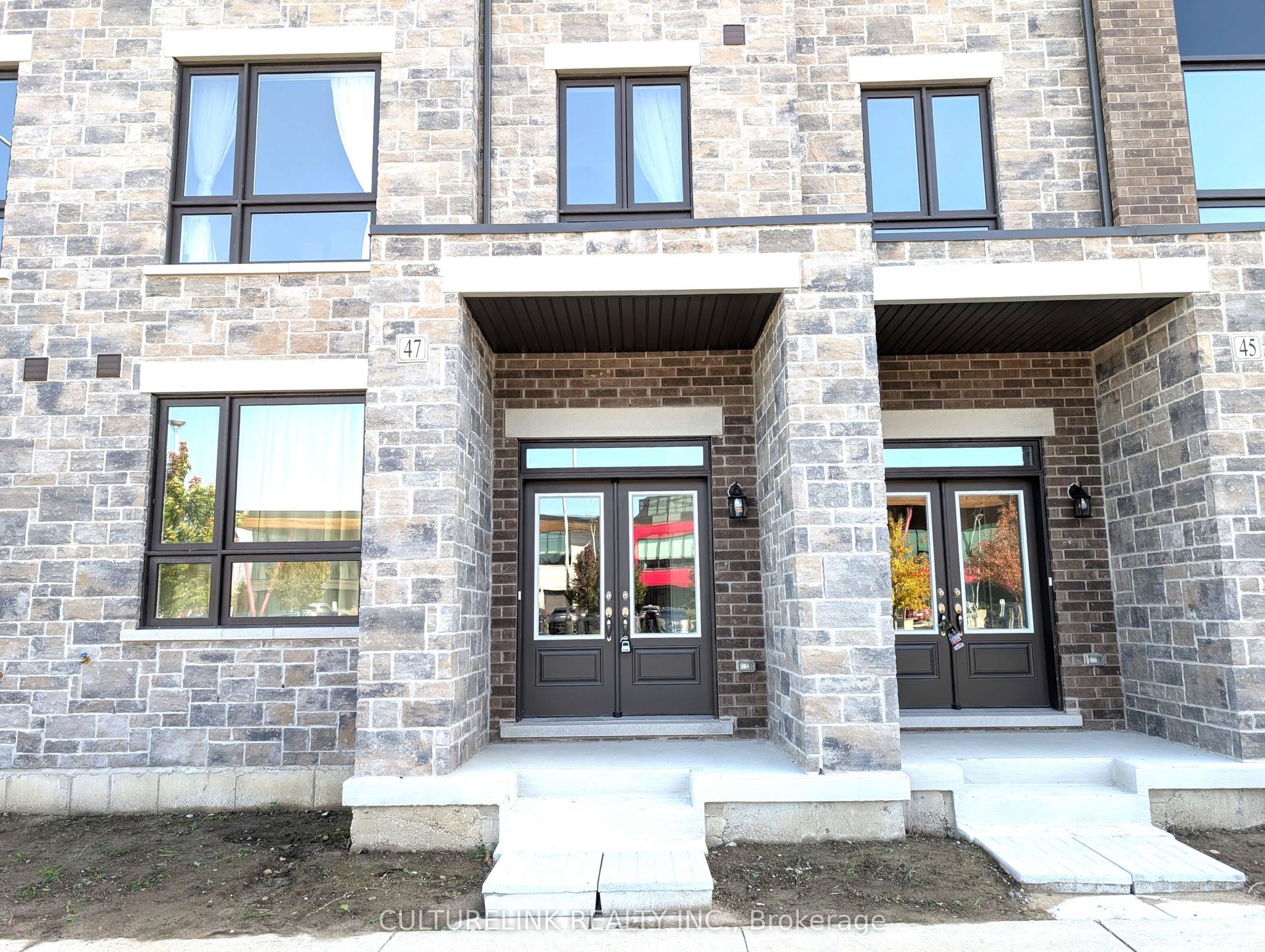 47 Mumbai Drive, Markham — Townhouse for lease, photo 1