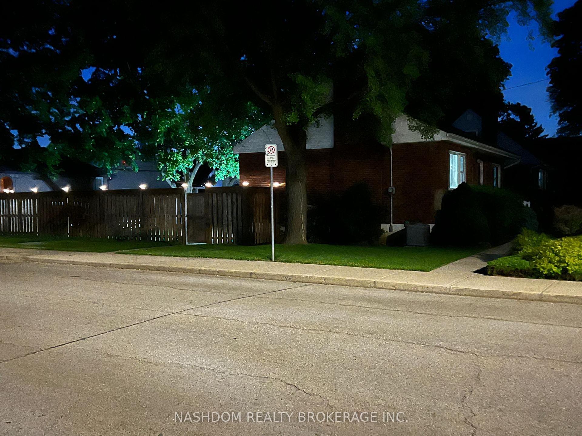 1 Bryant Court — photo 1