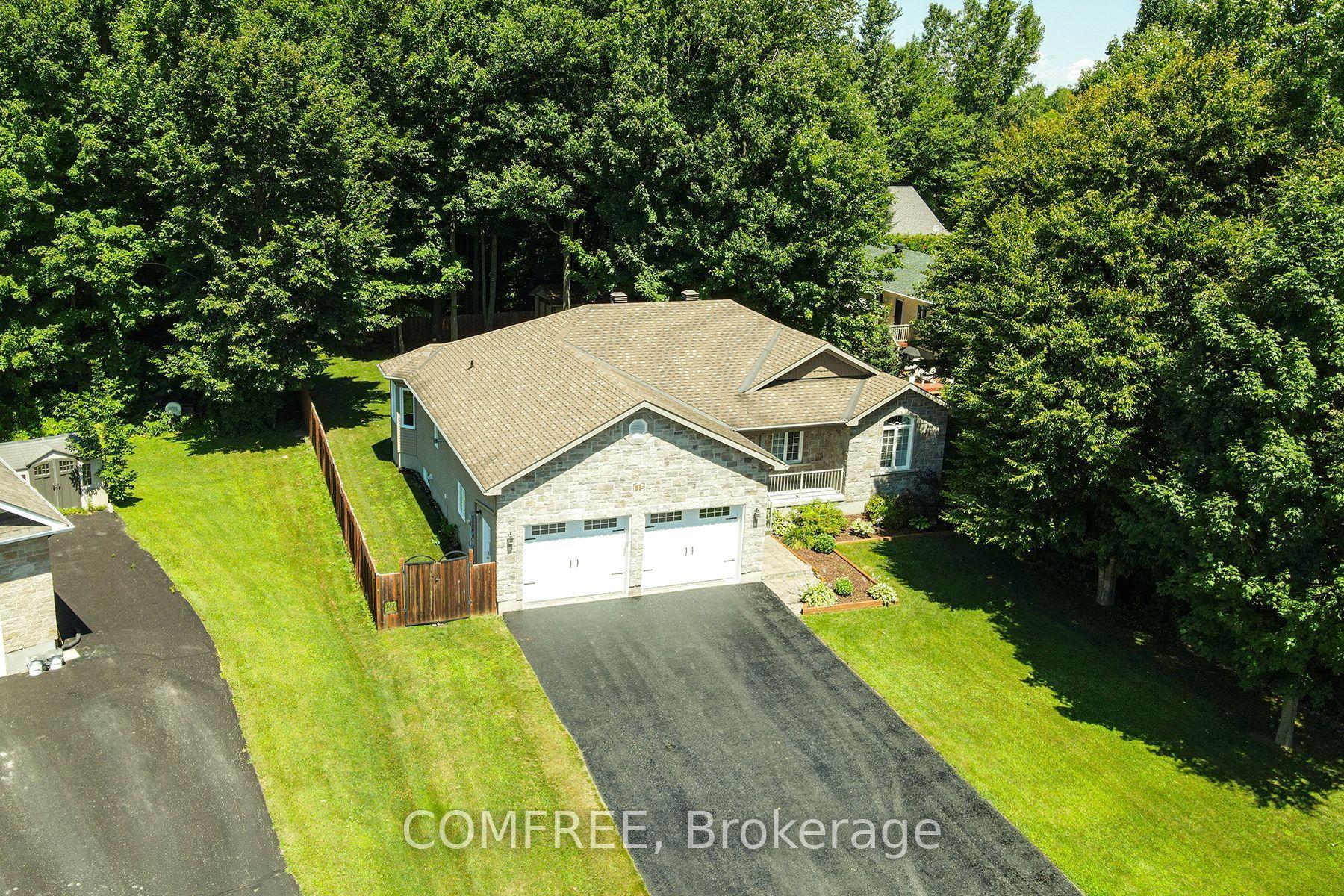 115 Larose Lane — photo 1