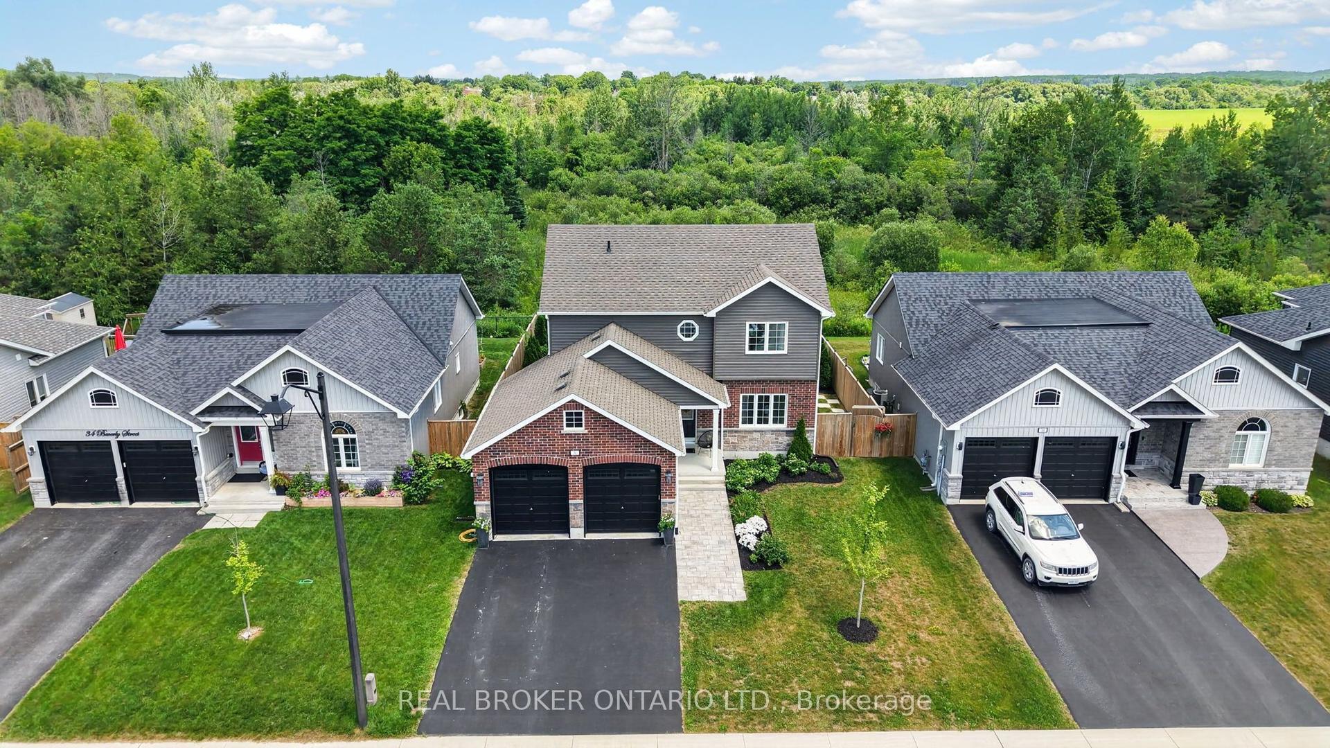 36 Beverly Street, Springwater — Detached for sale, photo 1