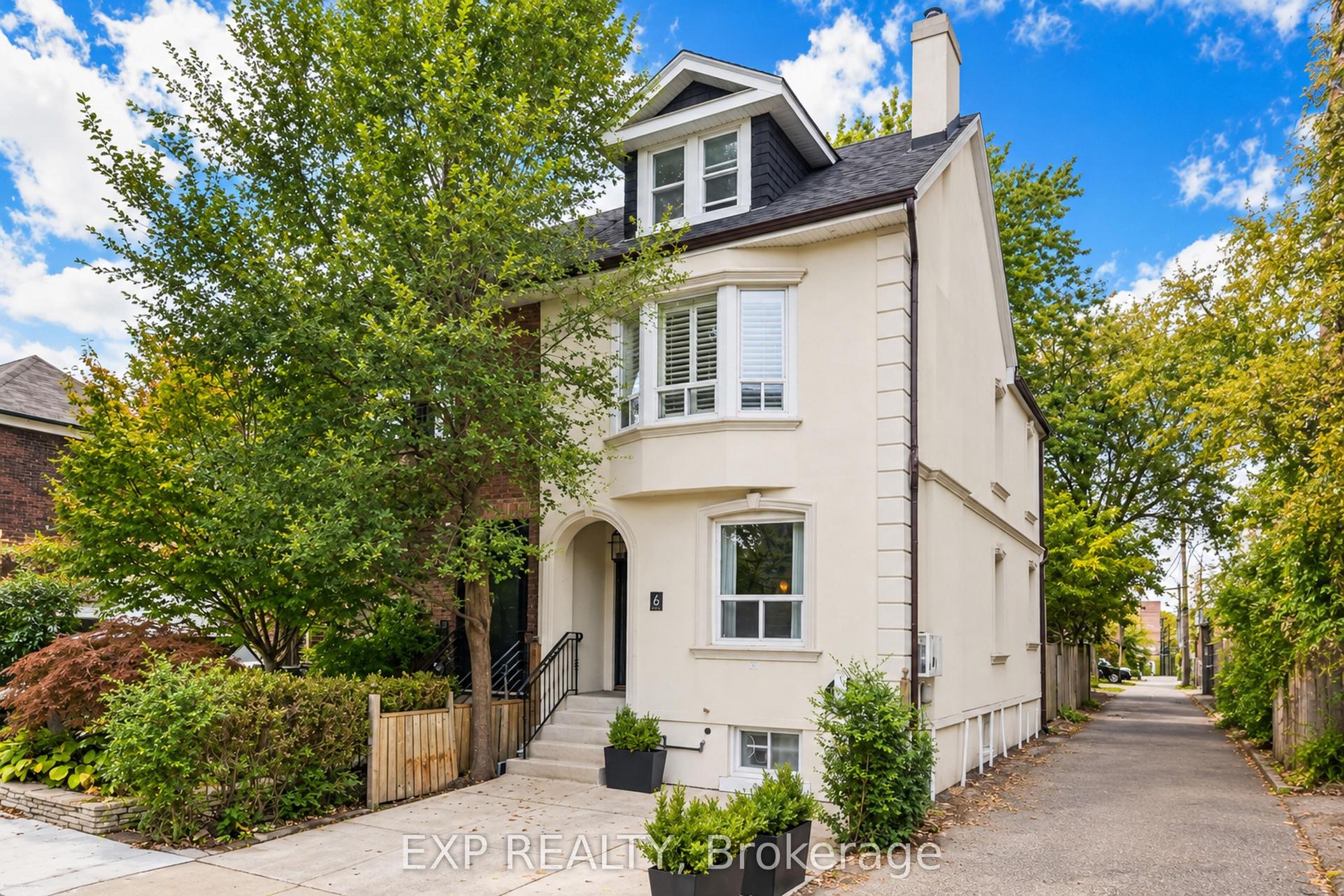 6 Louise Avenue, Toronto — Semi-Detached for sale, photo 1