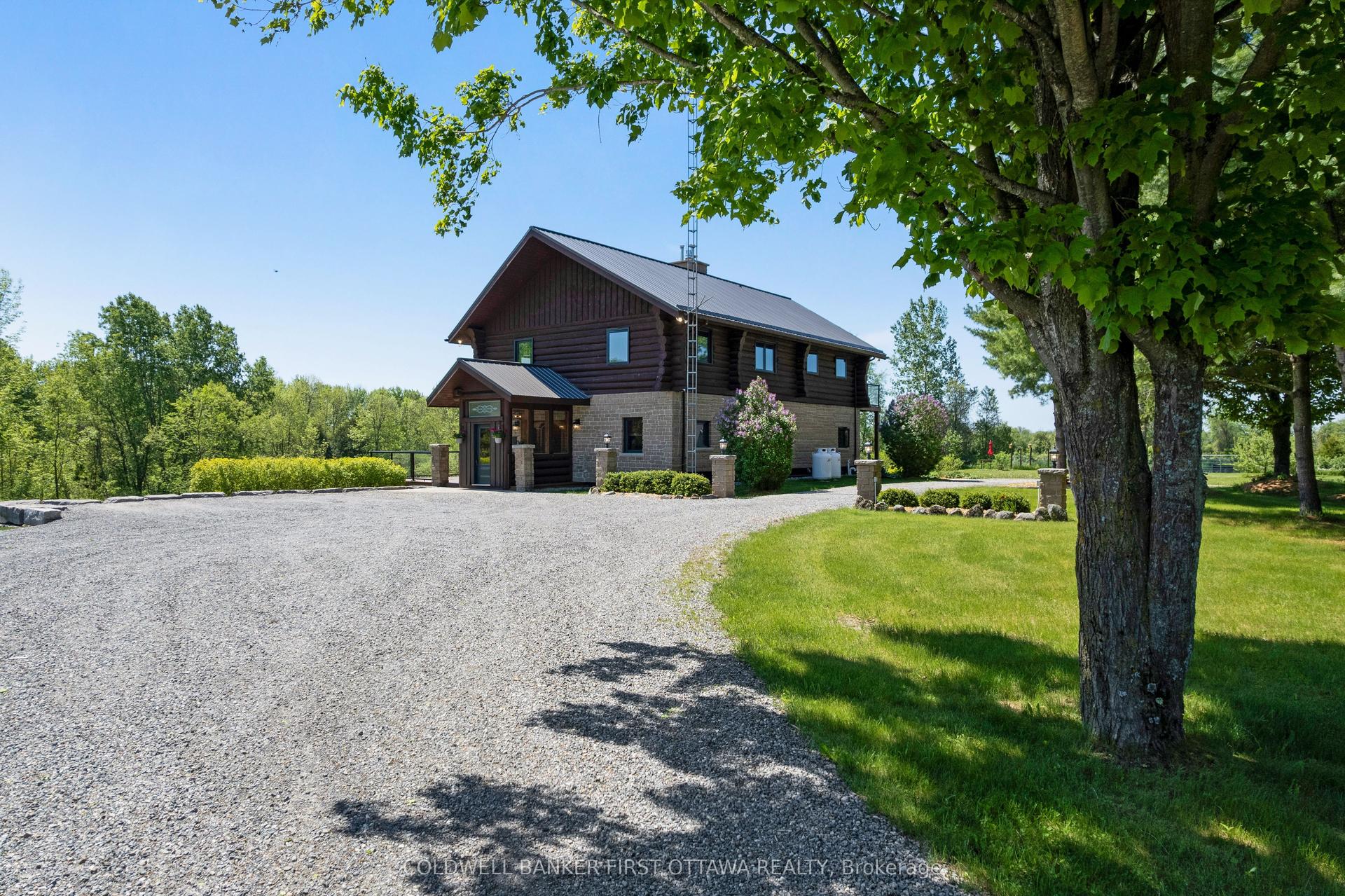 19067 Highway 7, Tay Valley — Detached for sale, photo 1