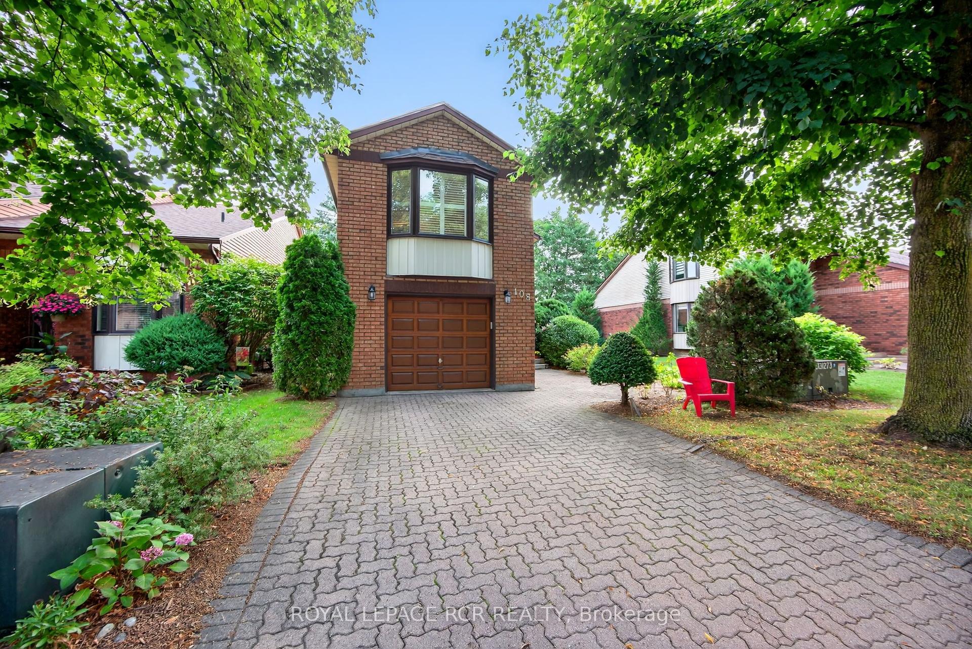 108 Green Briar Road — photo 1