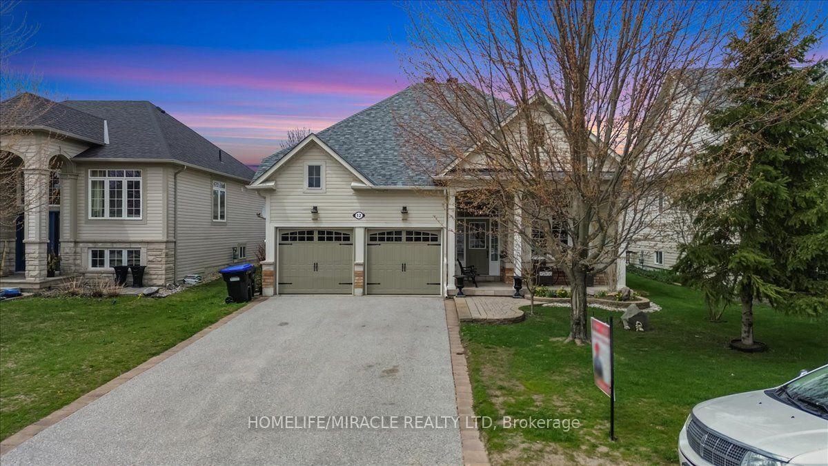 12 Broadpoint Street — photo 1