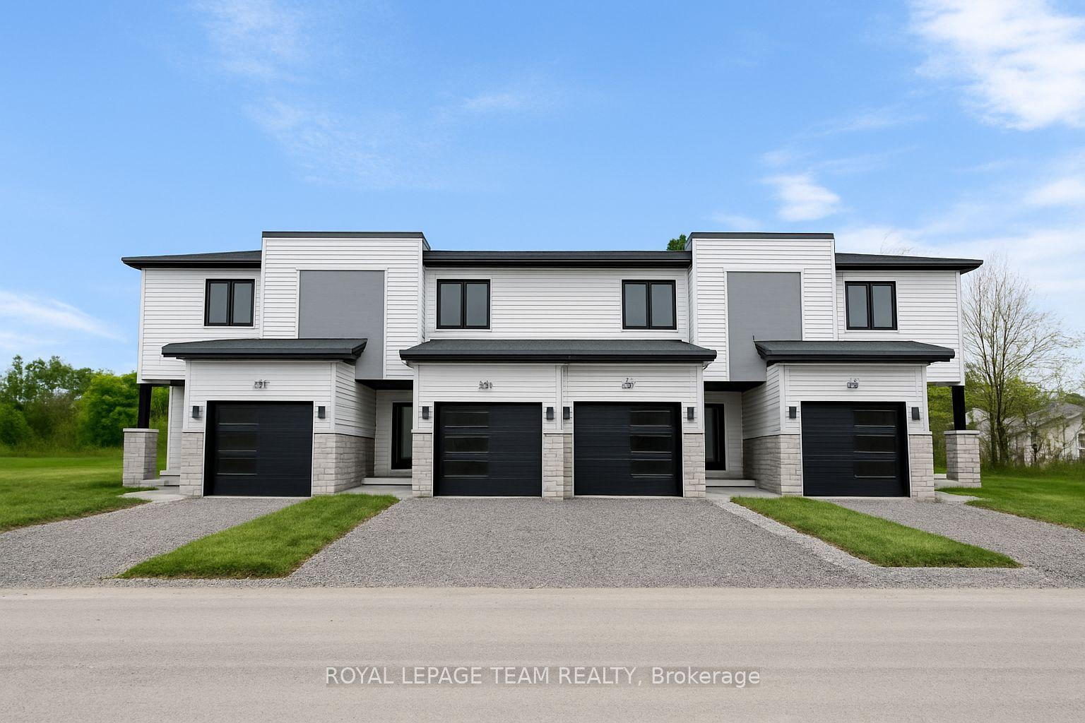 350 LEWIS Street W — photo 1