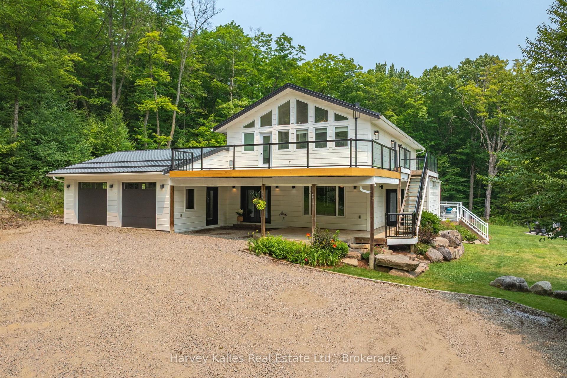 1106 North Pickerel Lake Road, Armour — Detached for sale, photo 1