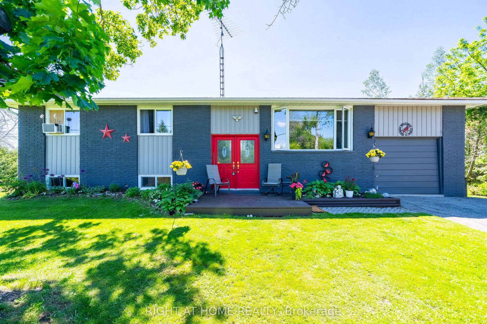 4654 Mcneil Street, Ramara — Detached for sale, photo 1